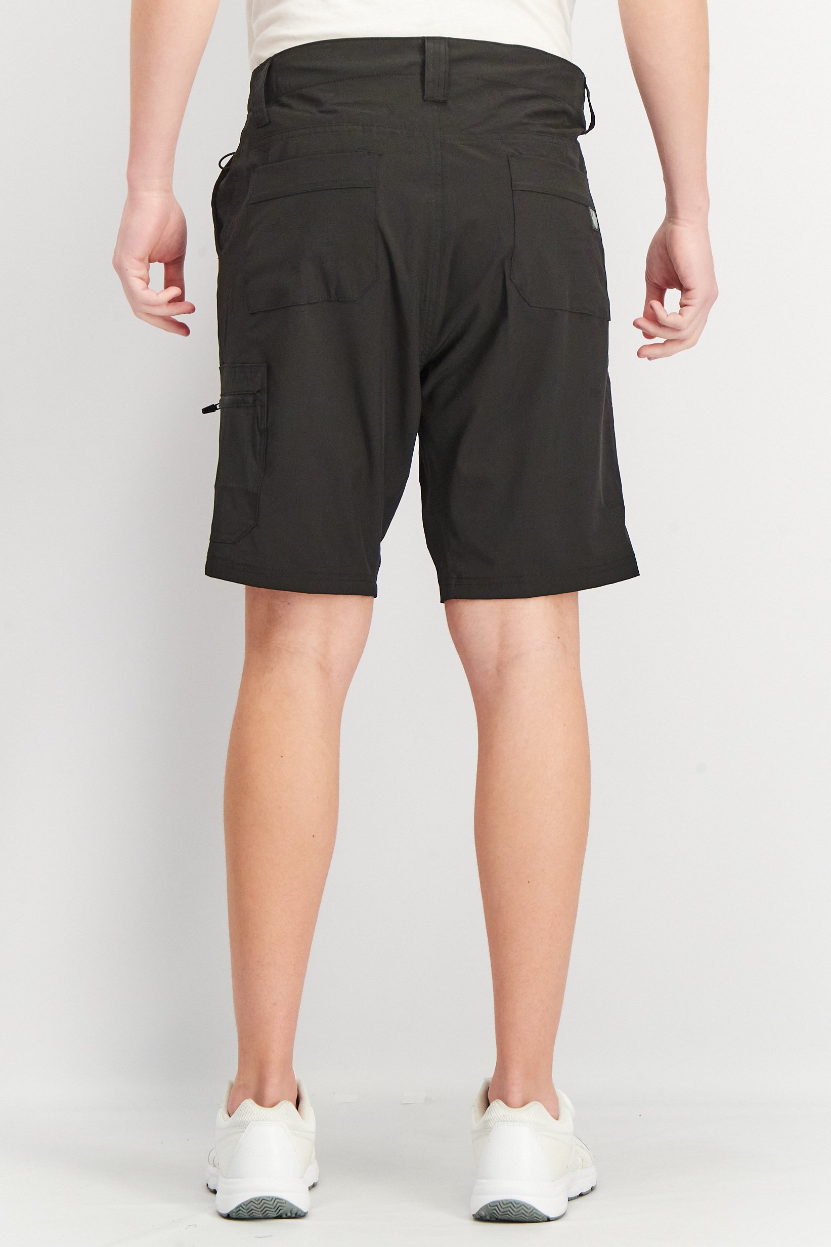 Men Regular Fit Solid Basic Shorts, Black