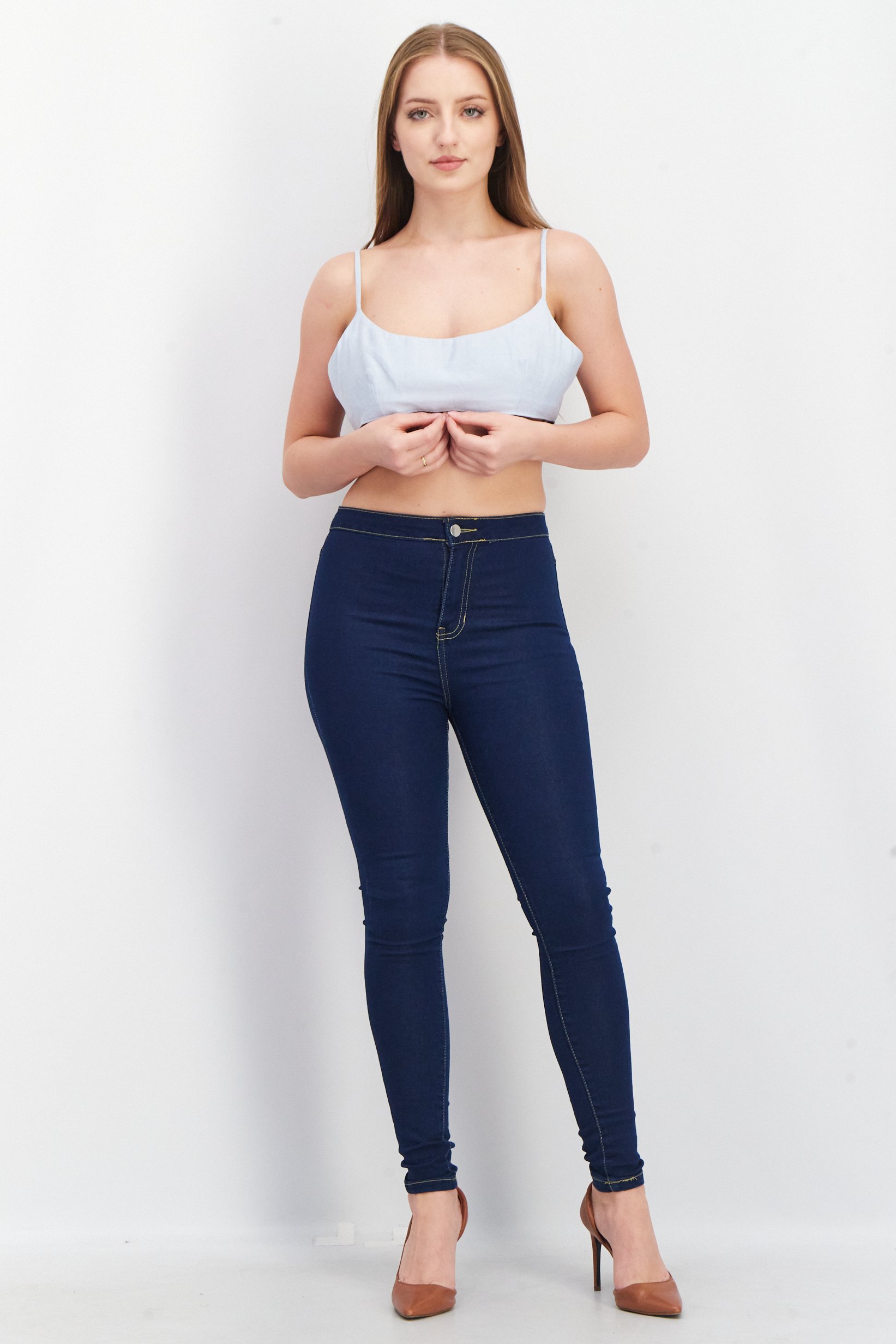 Women Scoop Neck Sleeveless Plain Crop Top, Light Blue