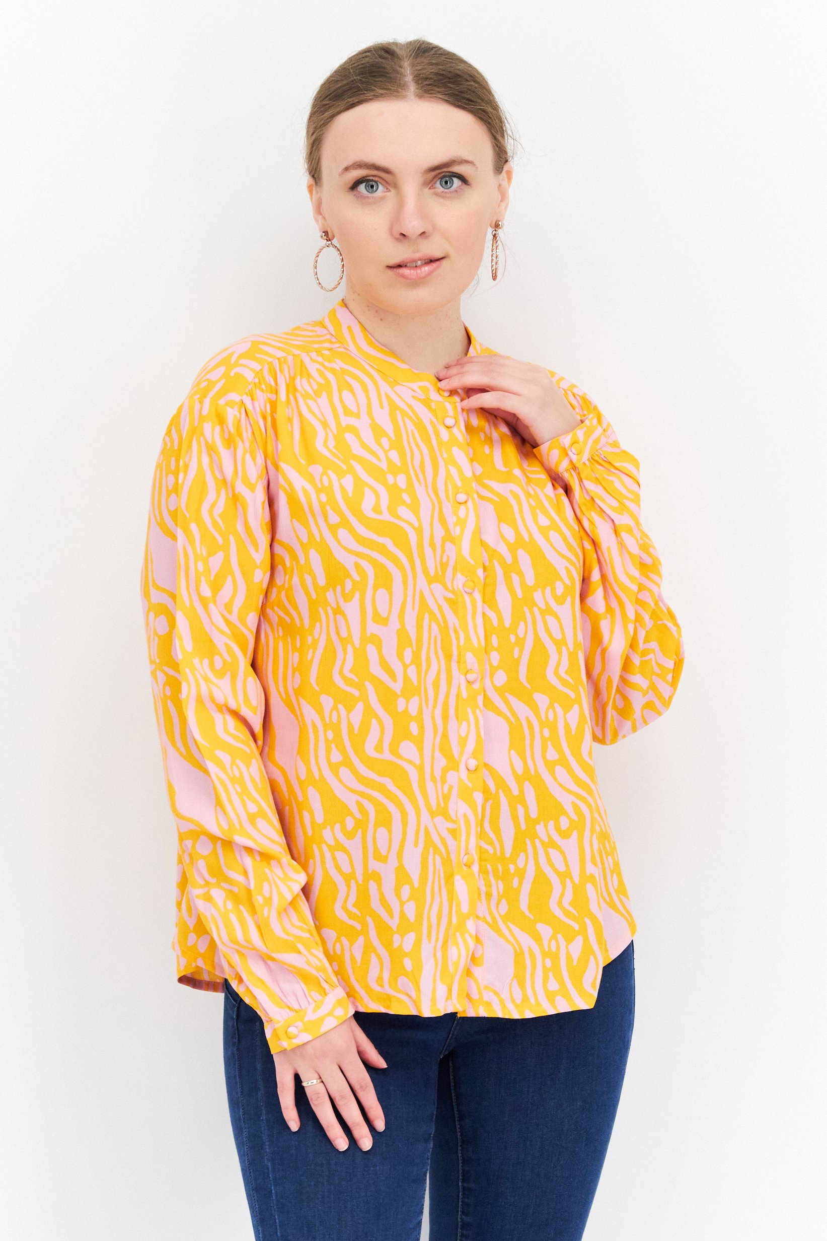 Women  Band Collar Long Sleeve Allover Print Top, Orange/Pink