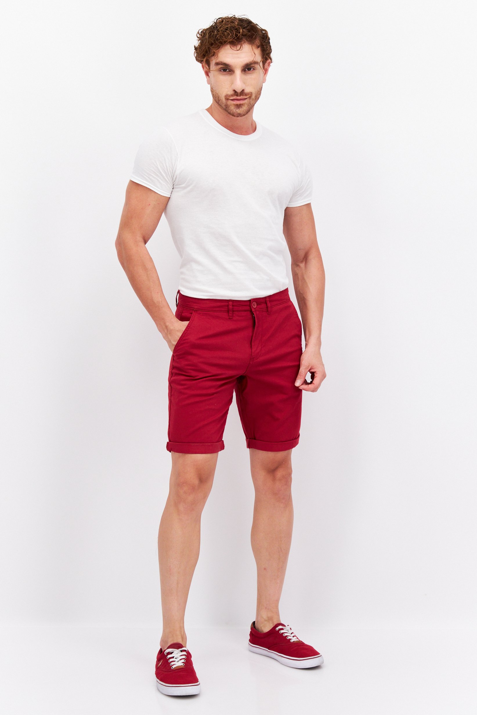 Men Regular Fit Solid Basic Shorts, Dark Red