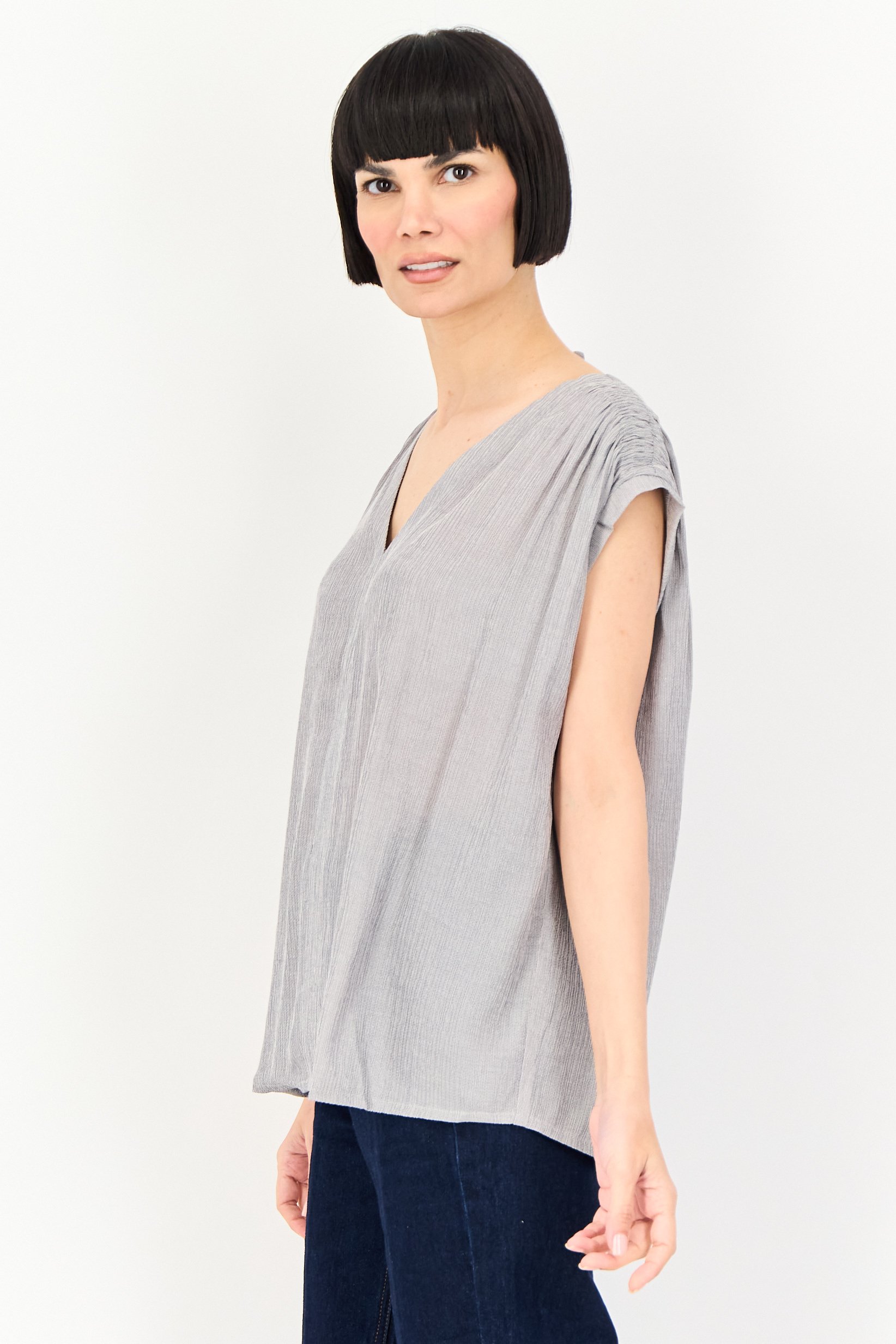 Women V-Neck Textured Sleeveless Tank Top, Grey