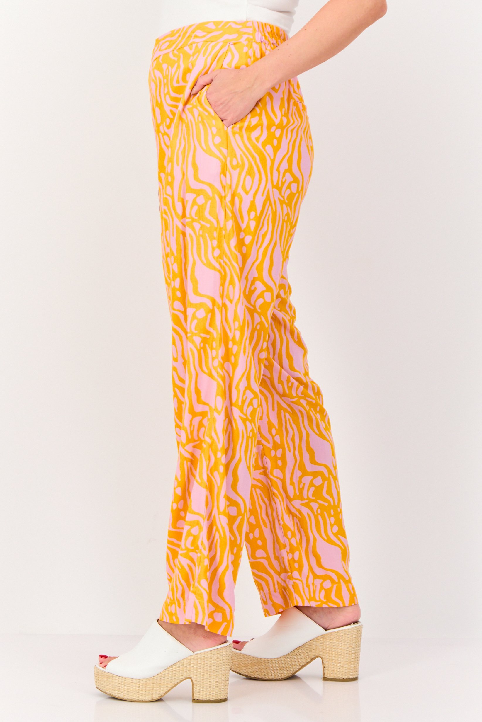 Women Regular Fit High Rise Allover Print Wide Leg Pants Multicolor