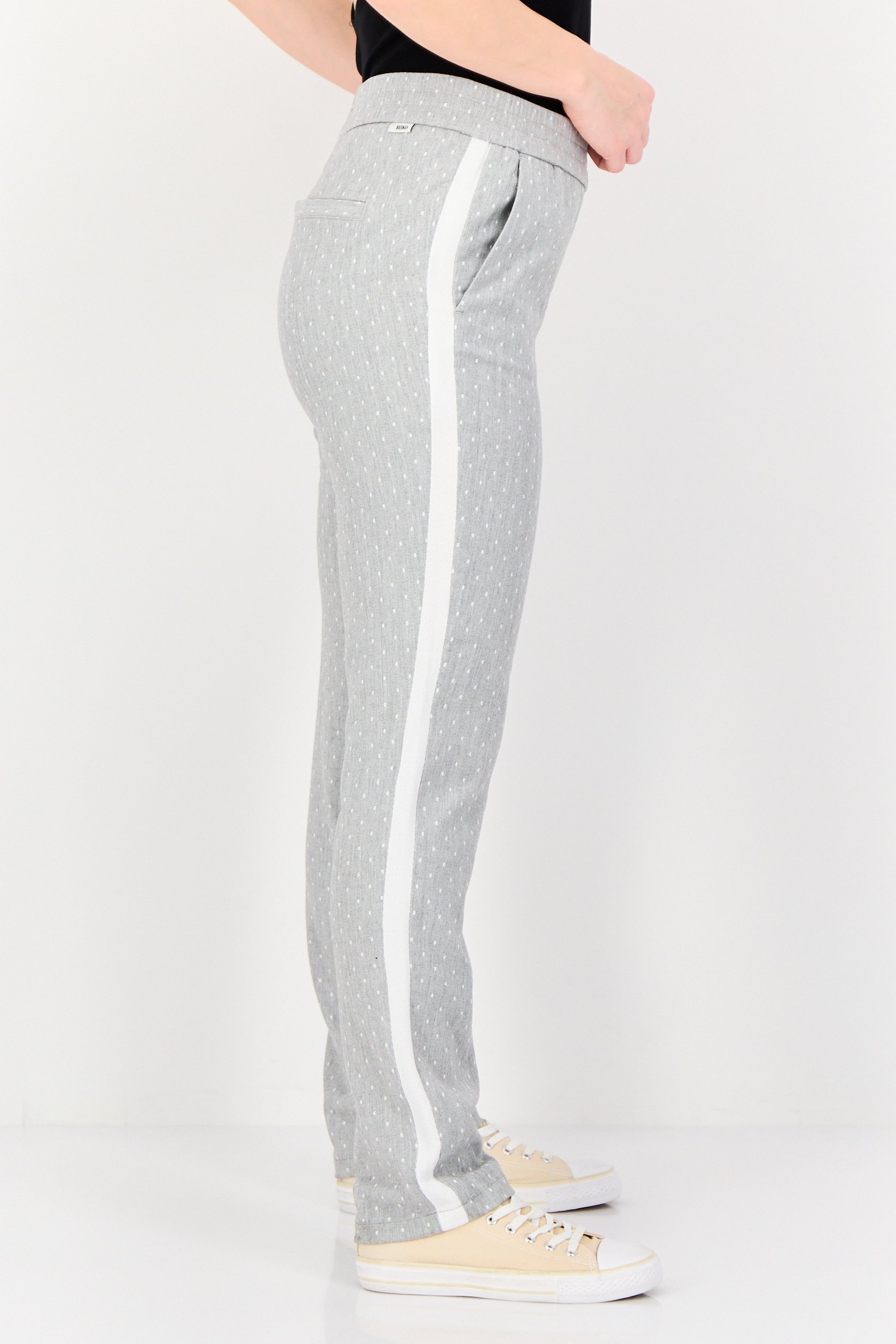 Women Regular Fit High Rise Polka Jogger Pants, Multicolor