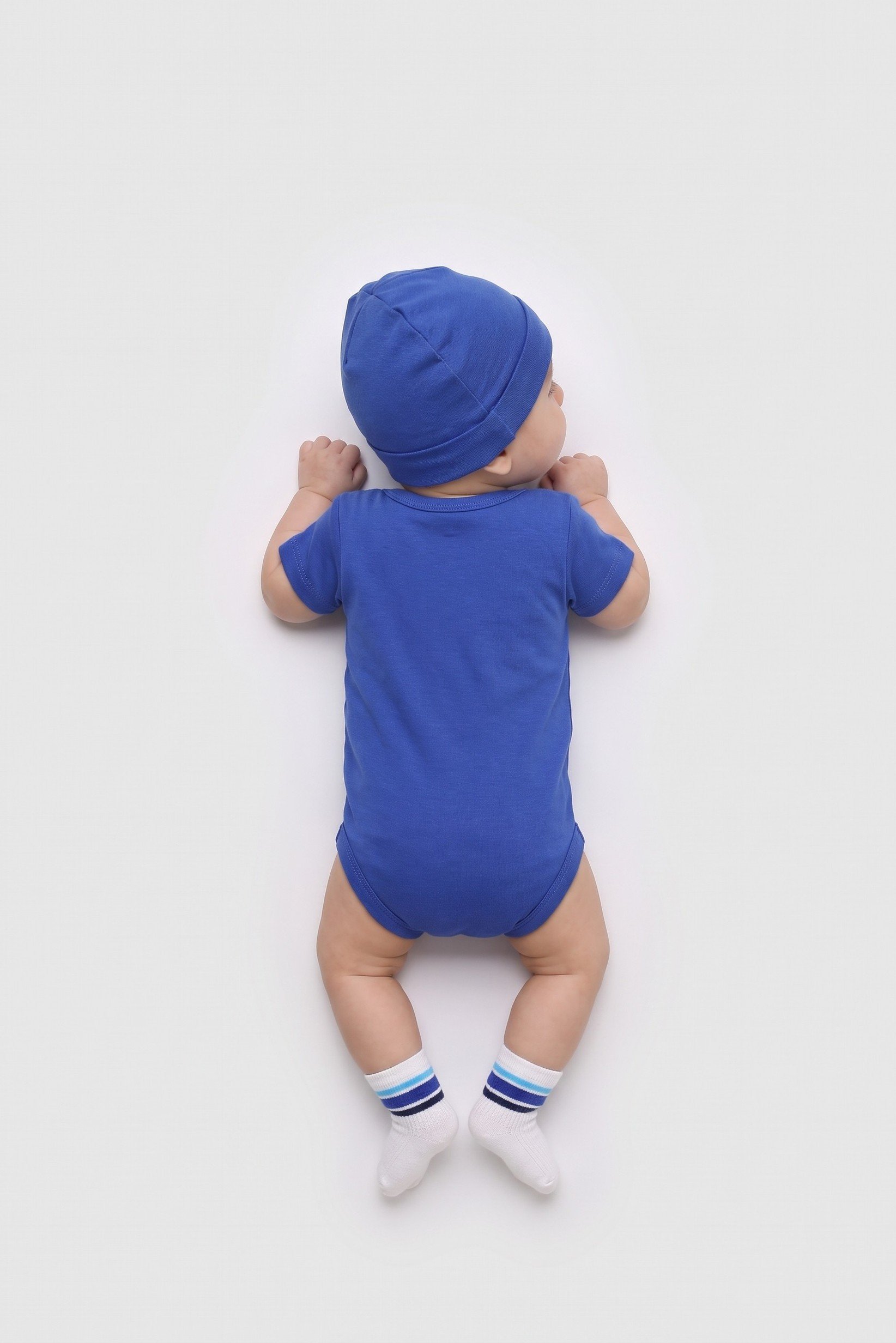 Toddlers Boy 3 Pieces Graphic Print Bodysuit And Socks With Hat Set, Multicolor