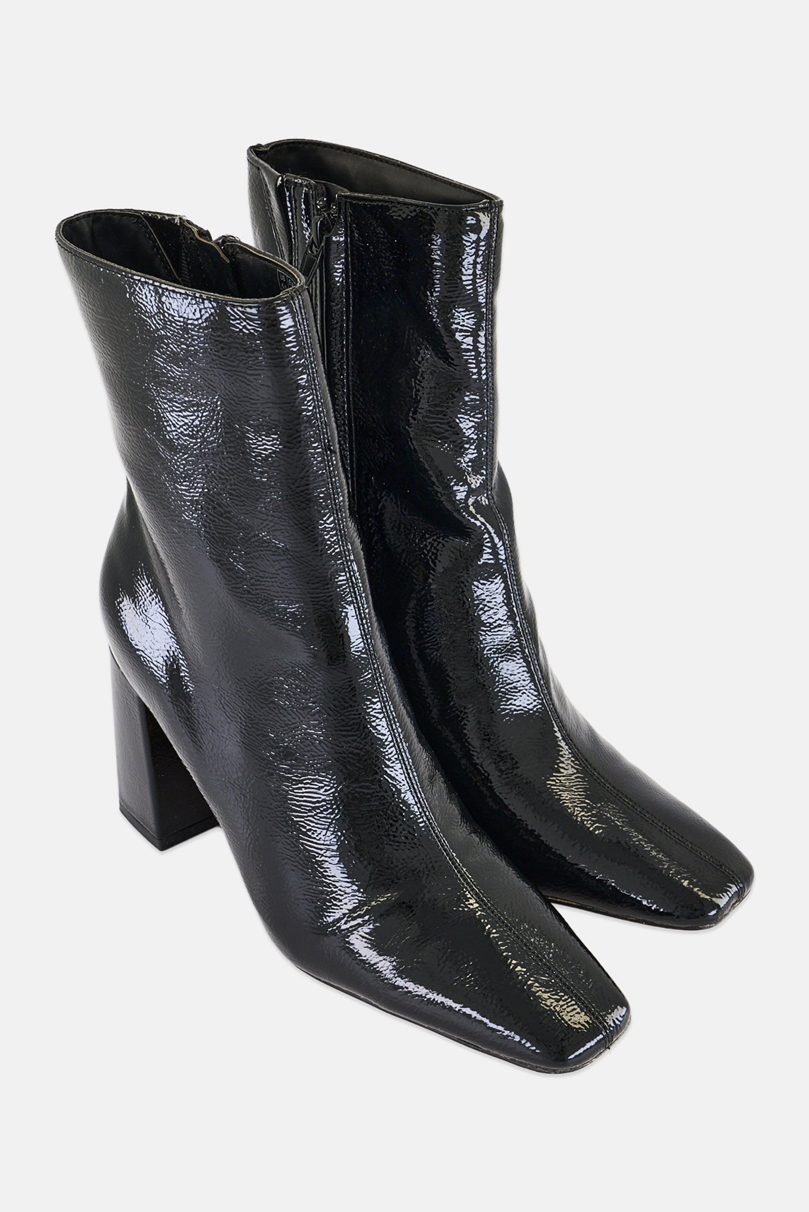 Women Vellamo Zipper Closure Ankle Boots, Black