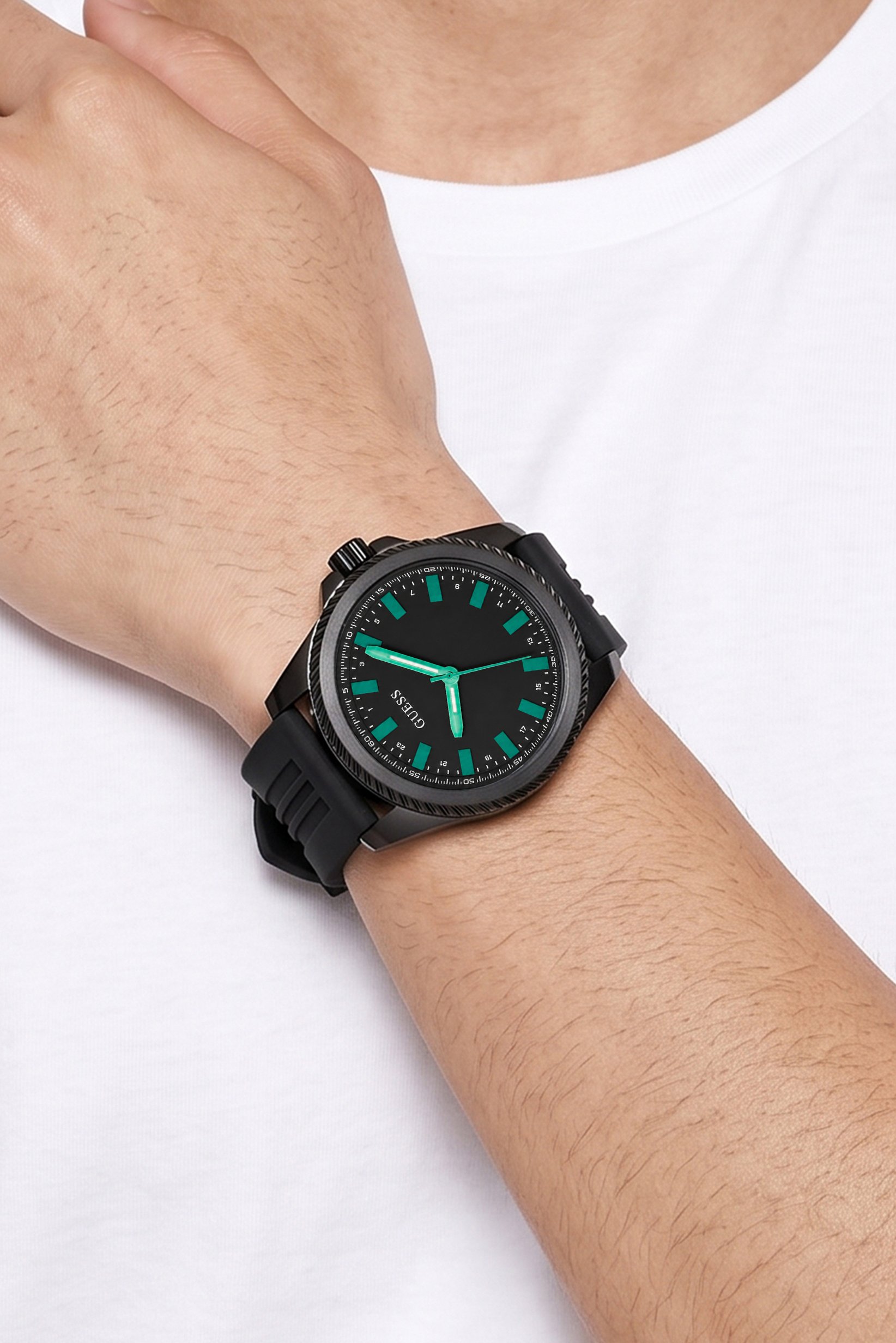 Men GW0639G4 Quartz Silicone Strap Watch 44 mm, Black