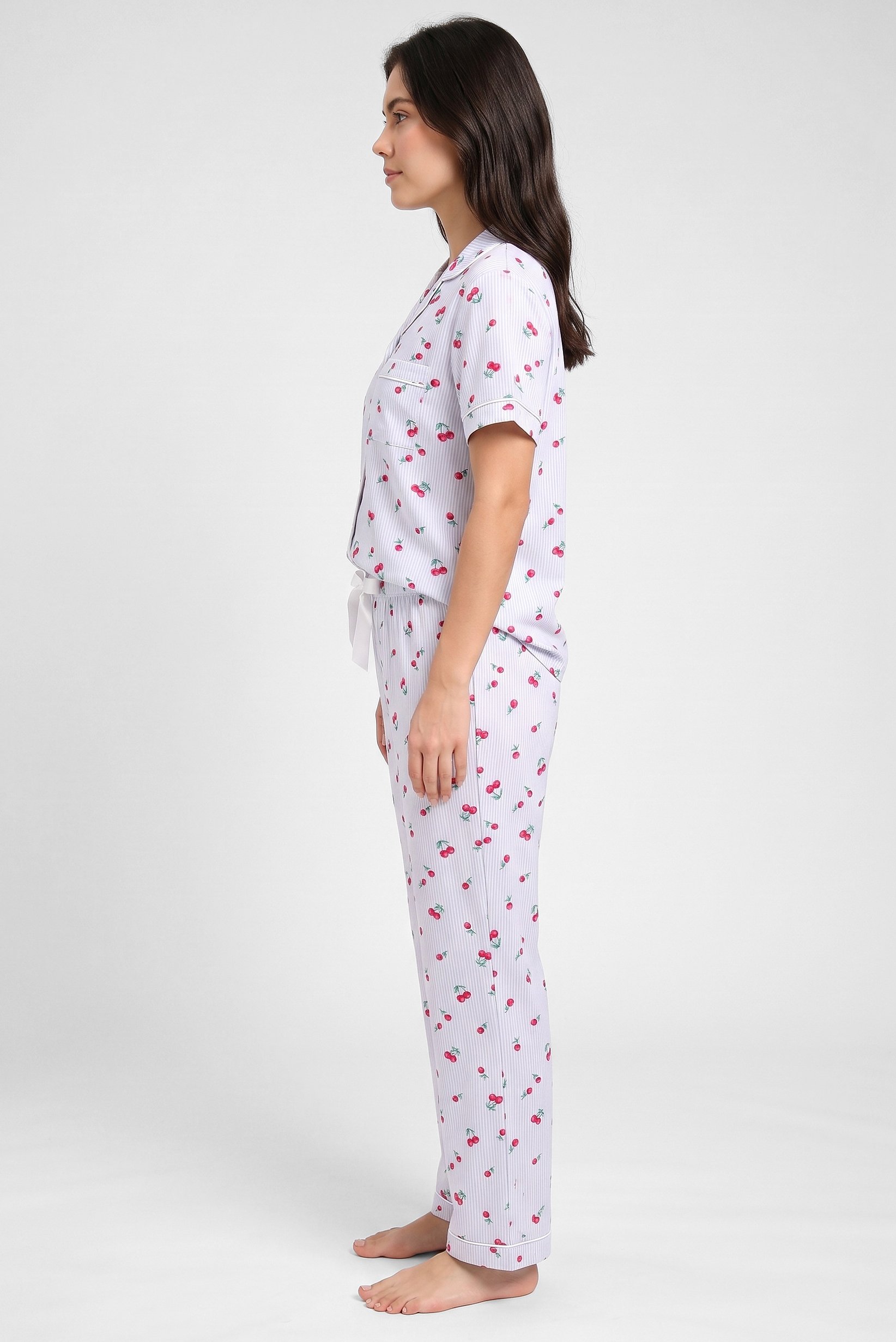 Women 2 Pieces Allover Print Short Sleeve Shirt With Pants Sleepwear Set, Multicolor