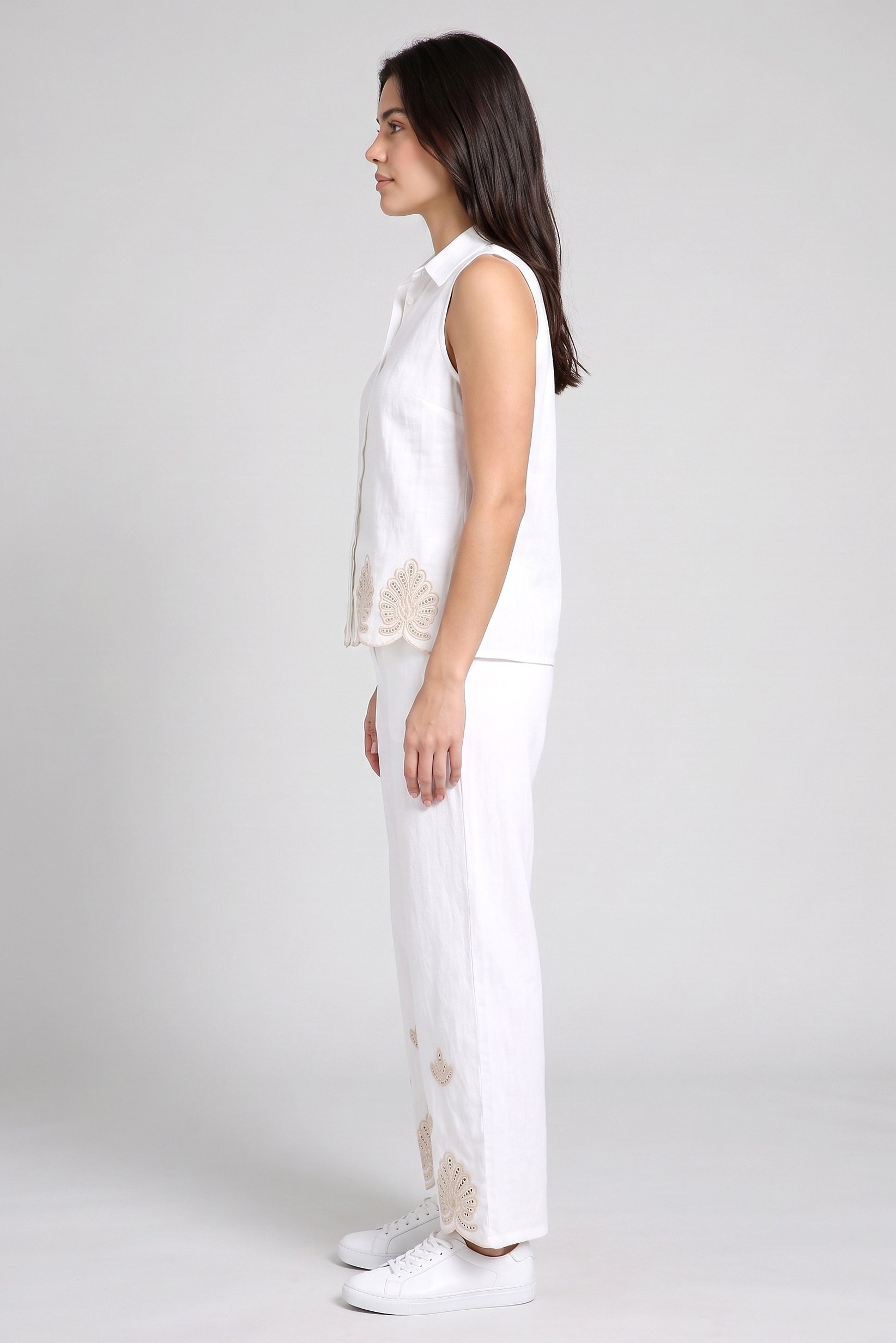 Women 2 Pcs Sleeveless Embroidered Shirt And Bottom Set, White