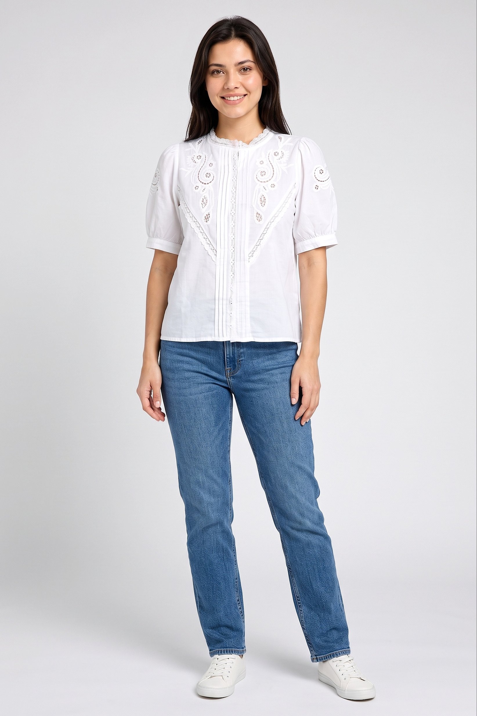 Women Round Neck Short Sleeve Embroidered Top, White