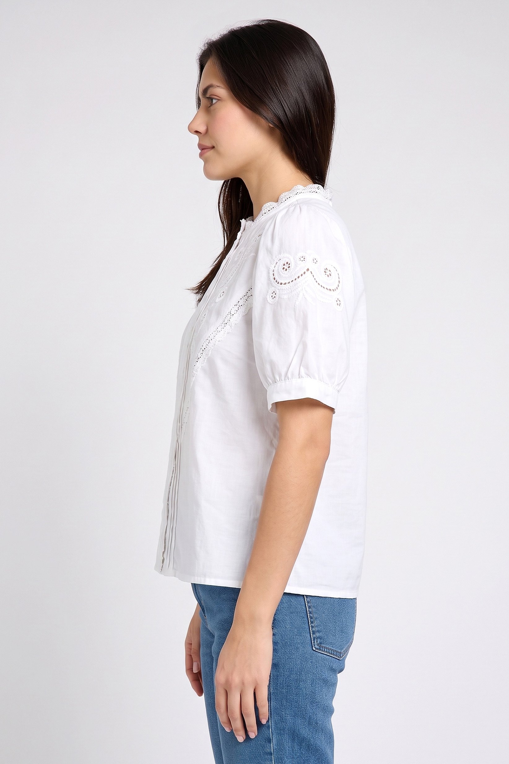 Women Round Neck Short Sleeve Embroidered Top, White