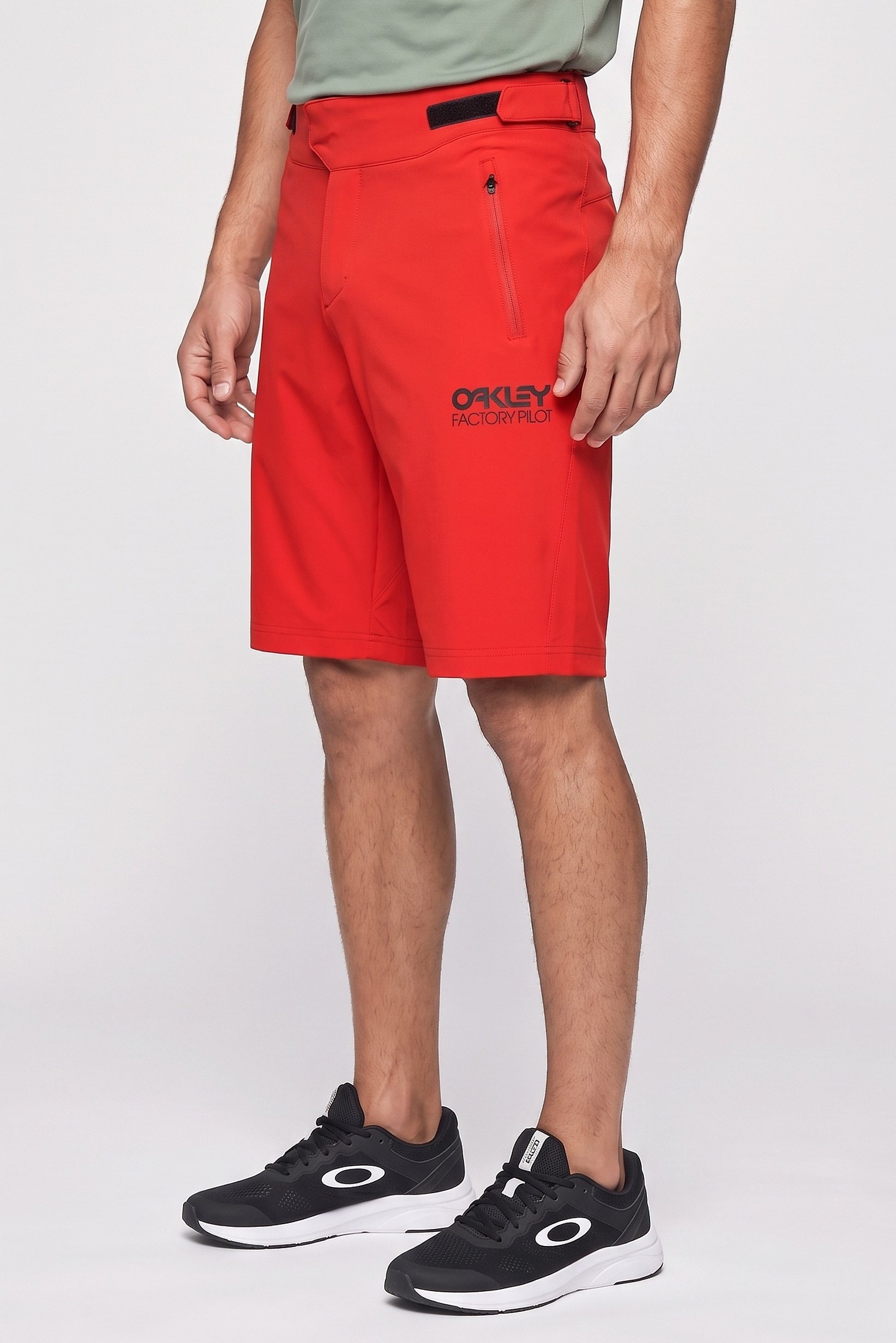 Men Regular Fit Training Short, Red
