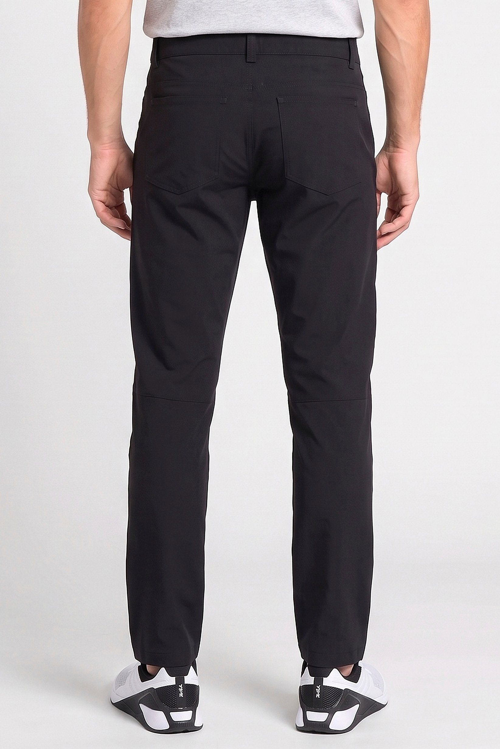 Men Regular Fit Solid Outdoor Track Pants, Black
