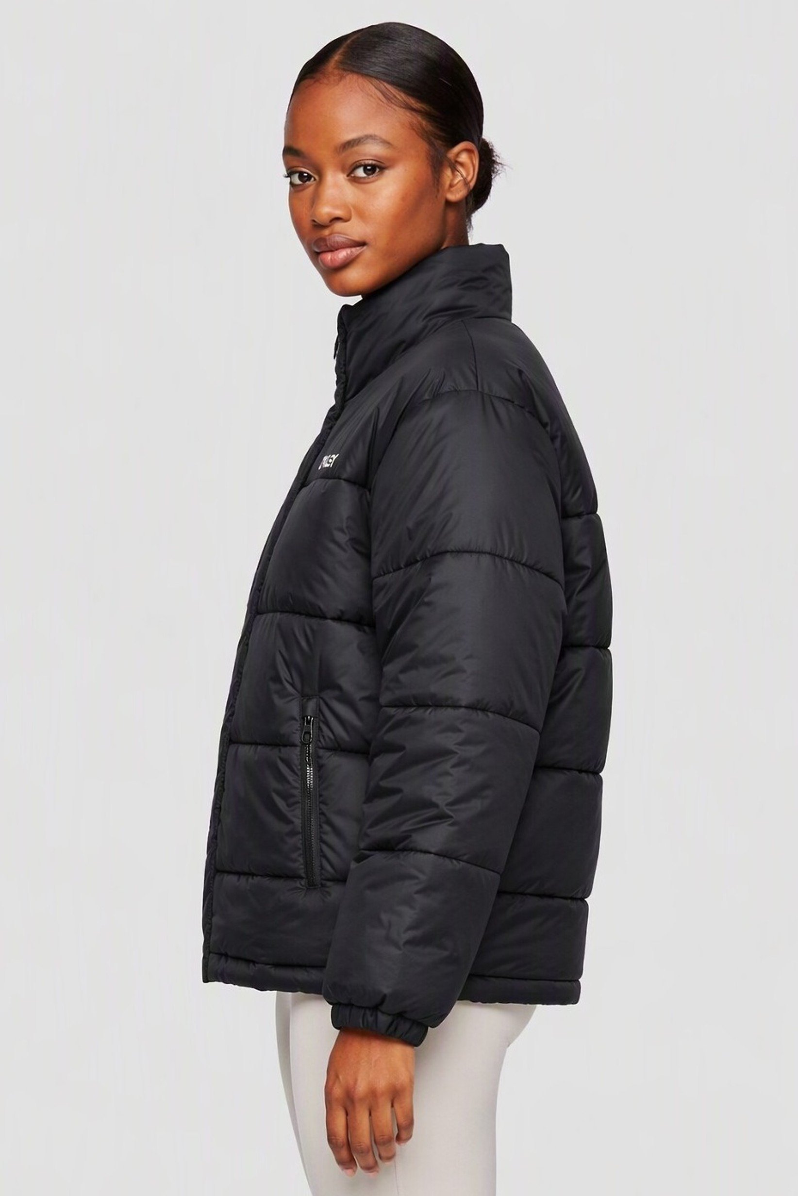Women Performance Fit Long Sleeve Outdoor Puffer Jacket, Black