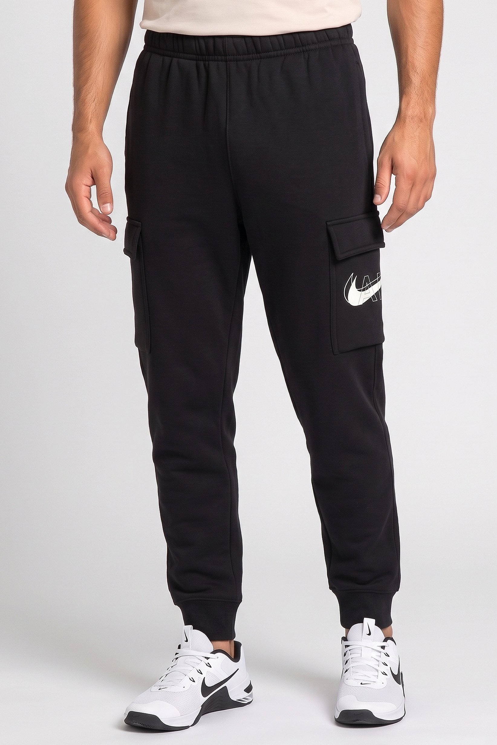 Men Standard Fit Outdoor Sweatpants, Black