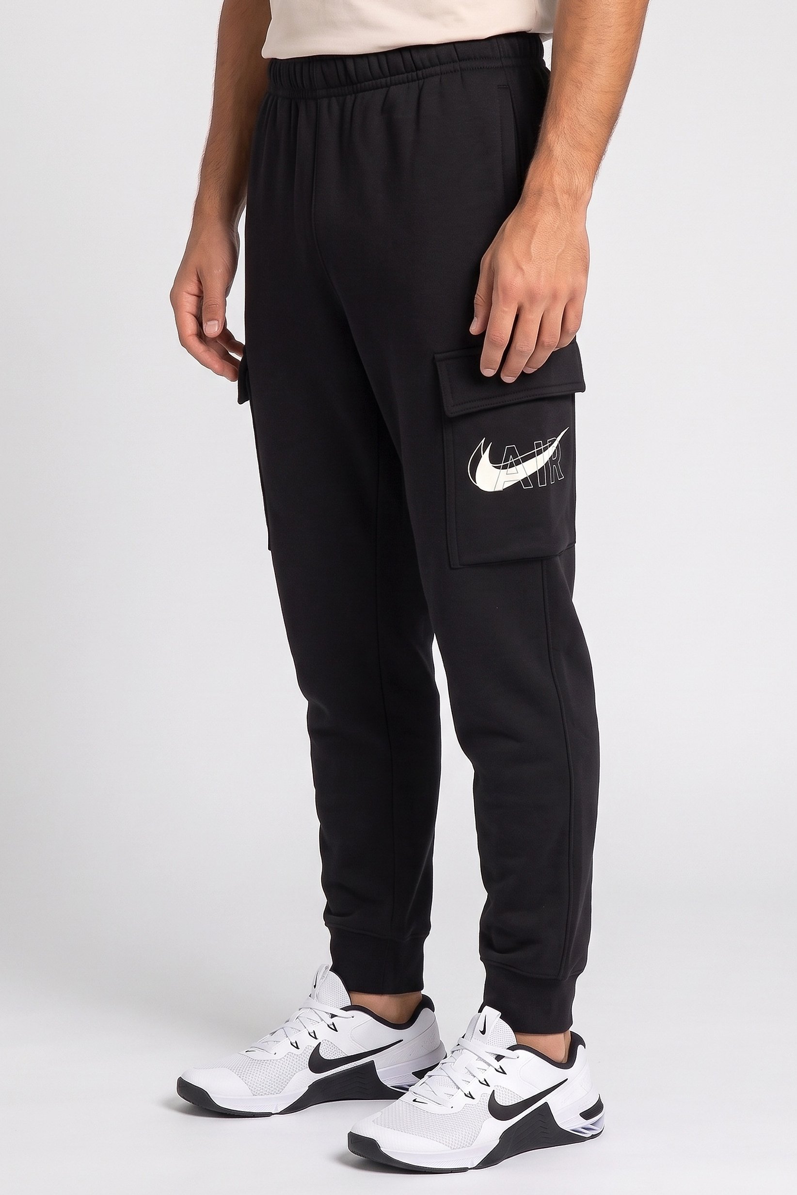 Men Standard Fit Outdoor Sweatpants, Black