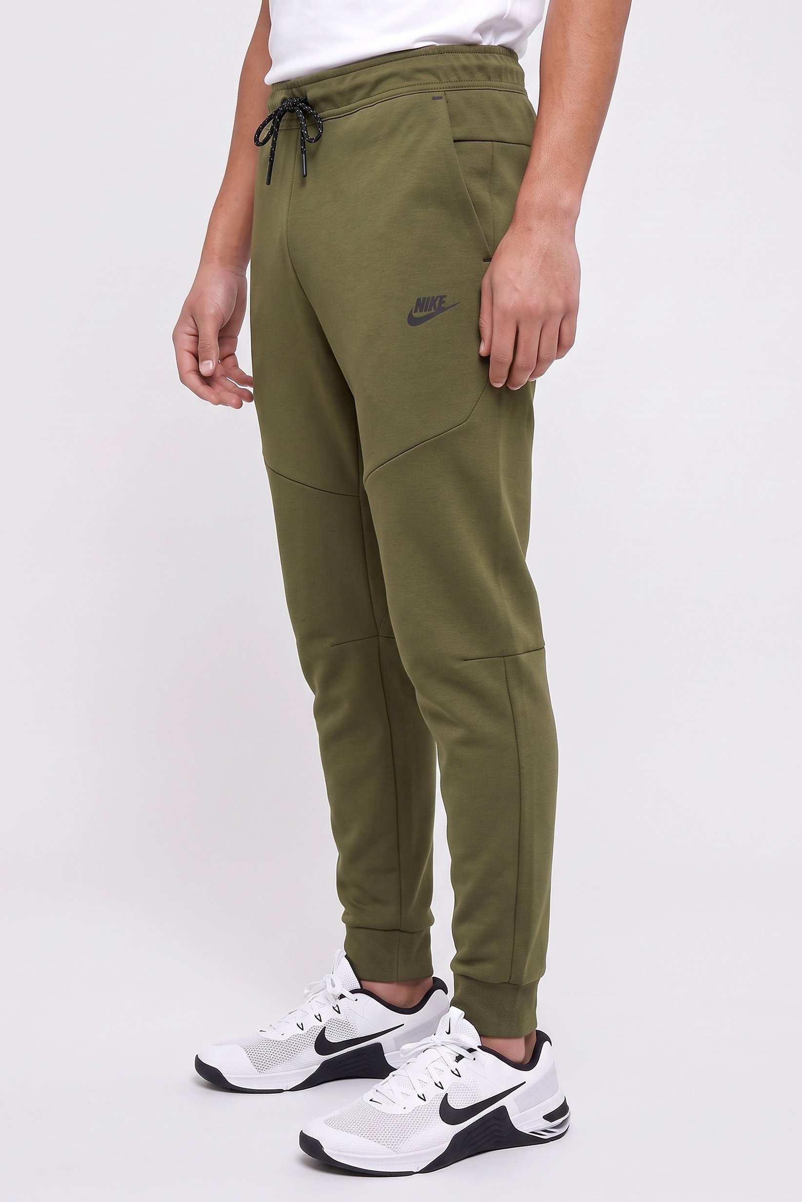 Men Slim Fit Brand Logo Outdoor Sweatpants, Olive