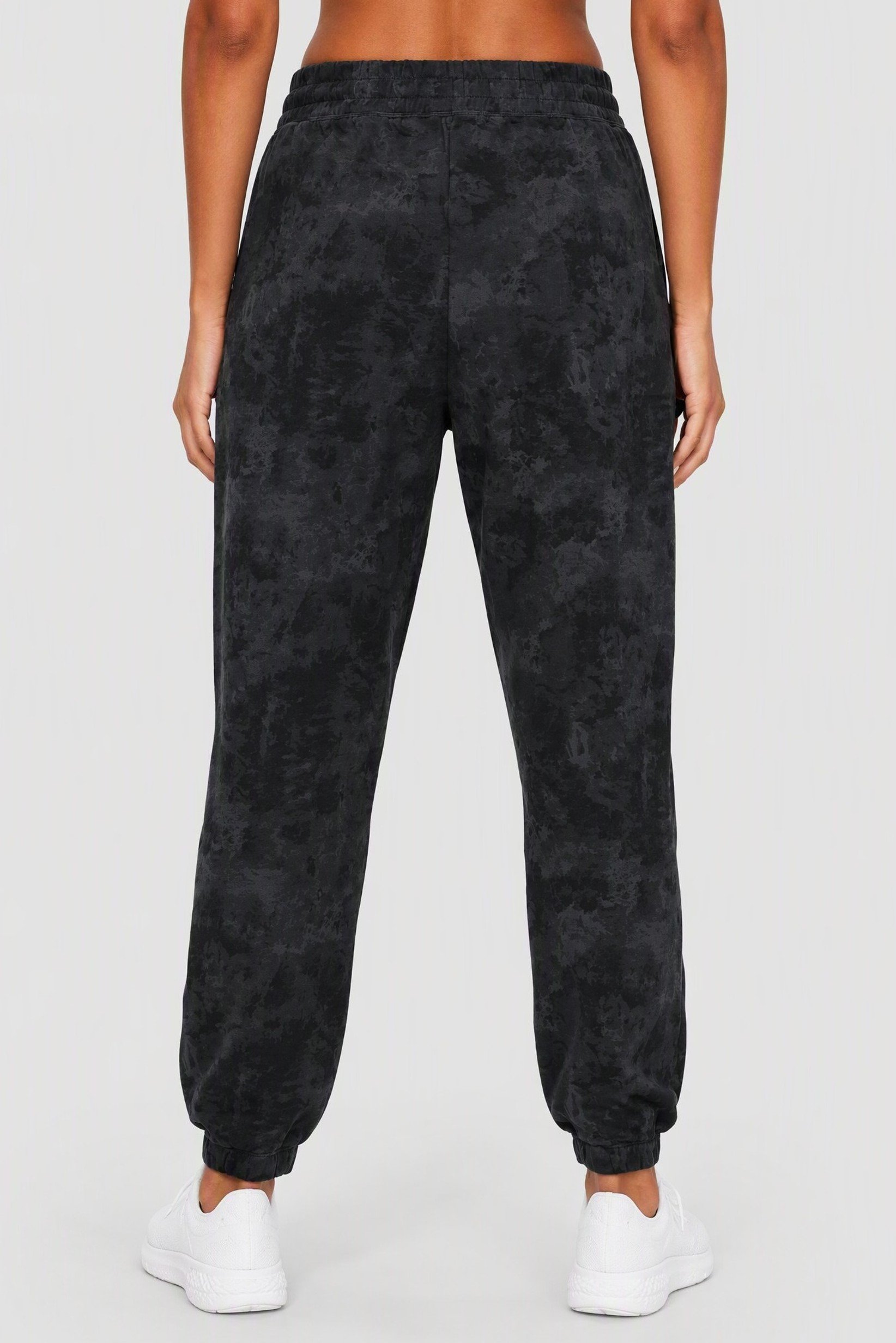 Women Loose Fit Outdoor Jogger Pants, Dark Grey
