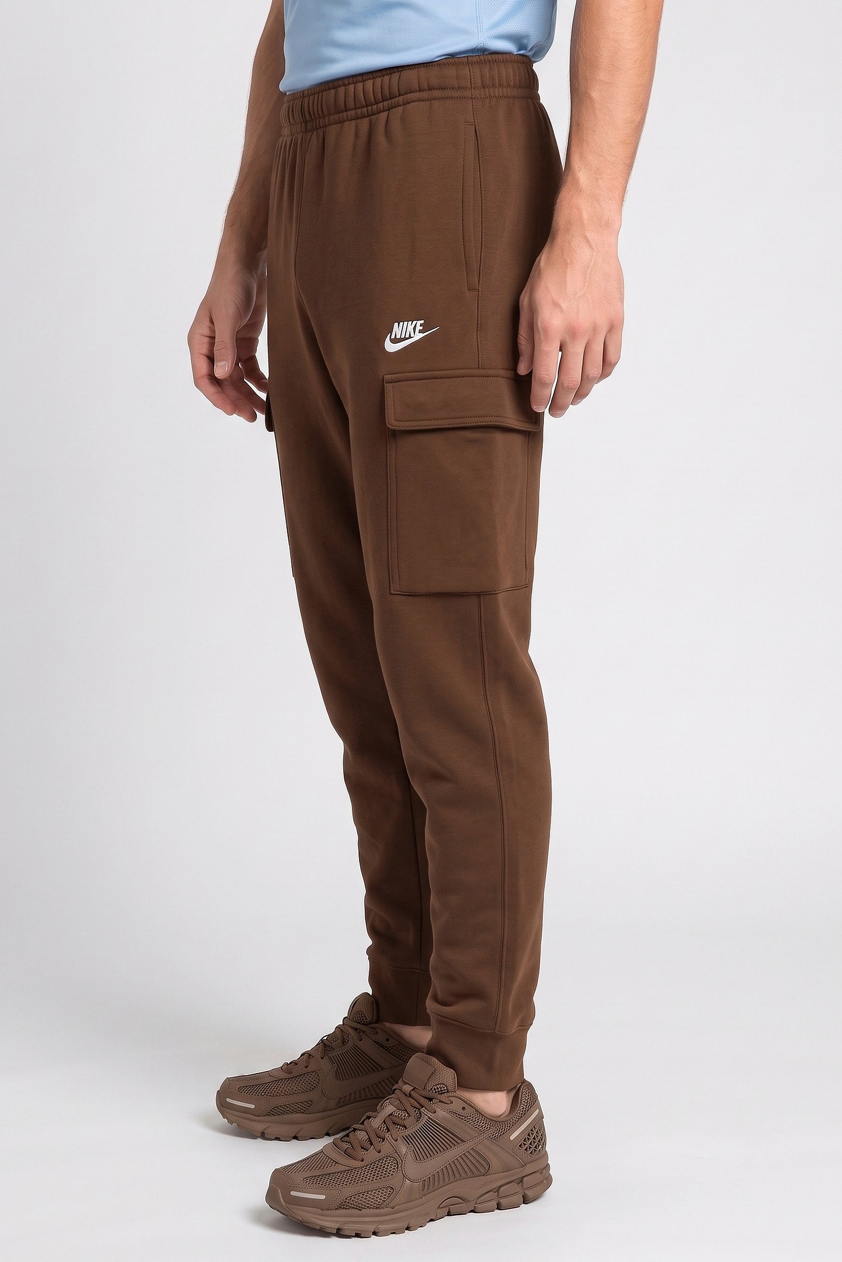 Men Standard Fit Outdoor Sweatpants, Dark Brown