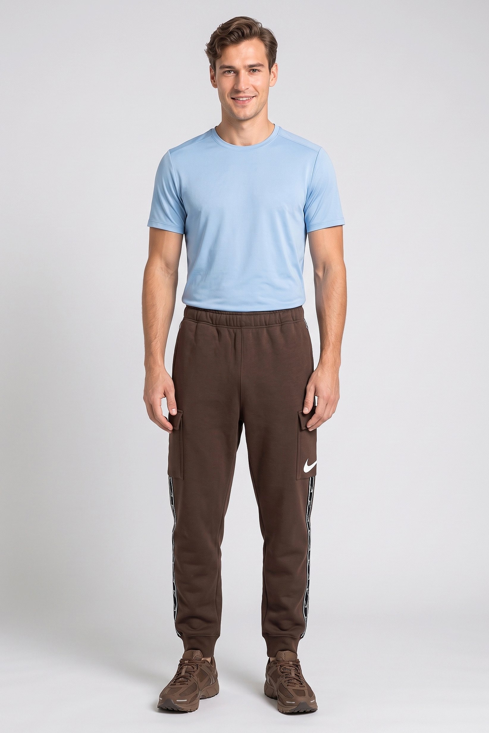 Men Standard Fit Outdoor Sweatpants, Chocolate Brown