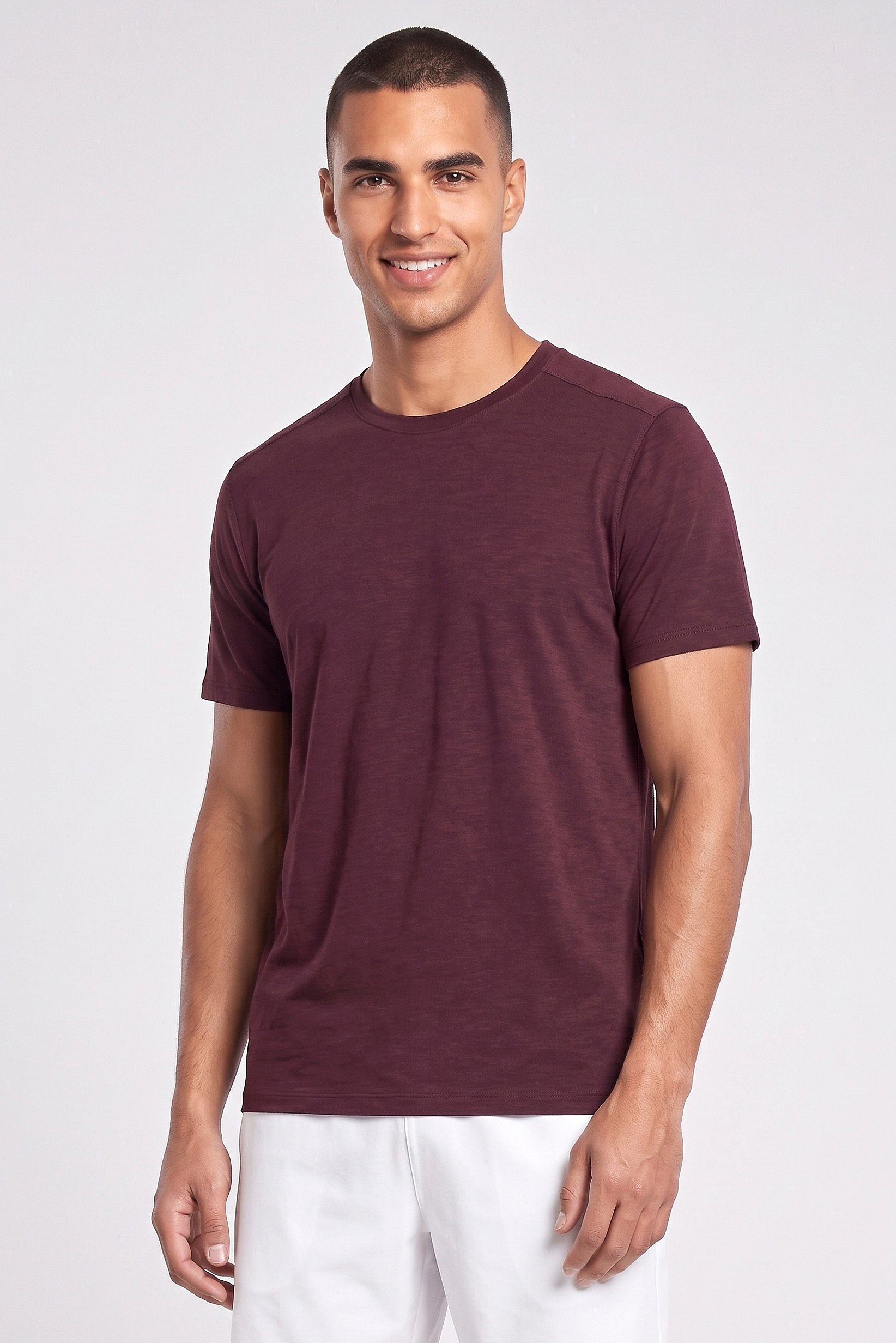 Men Sportswear Fit Short Sleeve Training T-Shirt, Burgundy