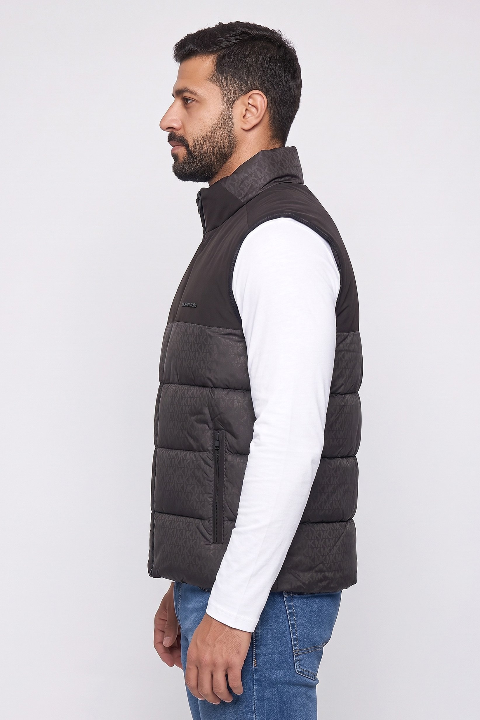 Men Brand Logo Sleeve Less Outdoor Jacket Vest, Black