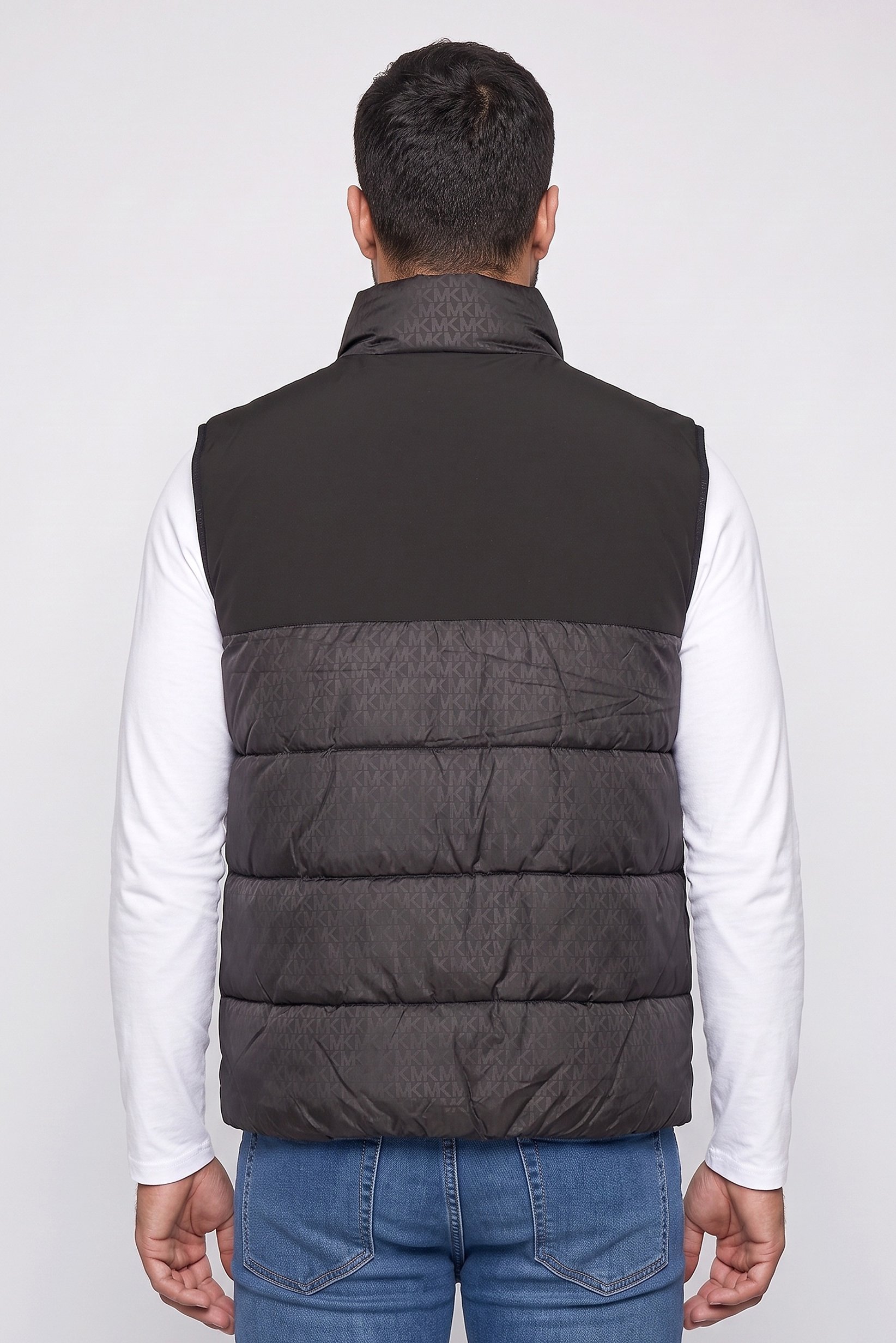 Men Brand Logo Sleeve Less Outdoor Jacket Vest, Black