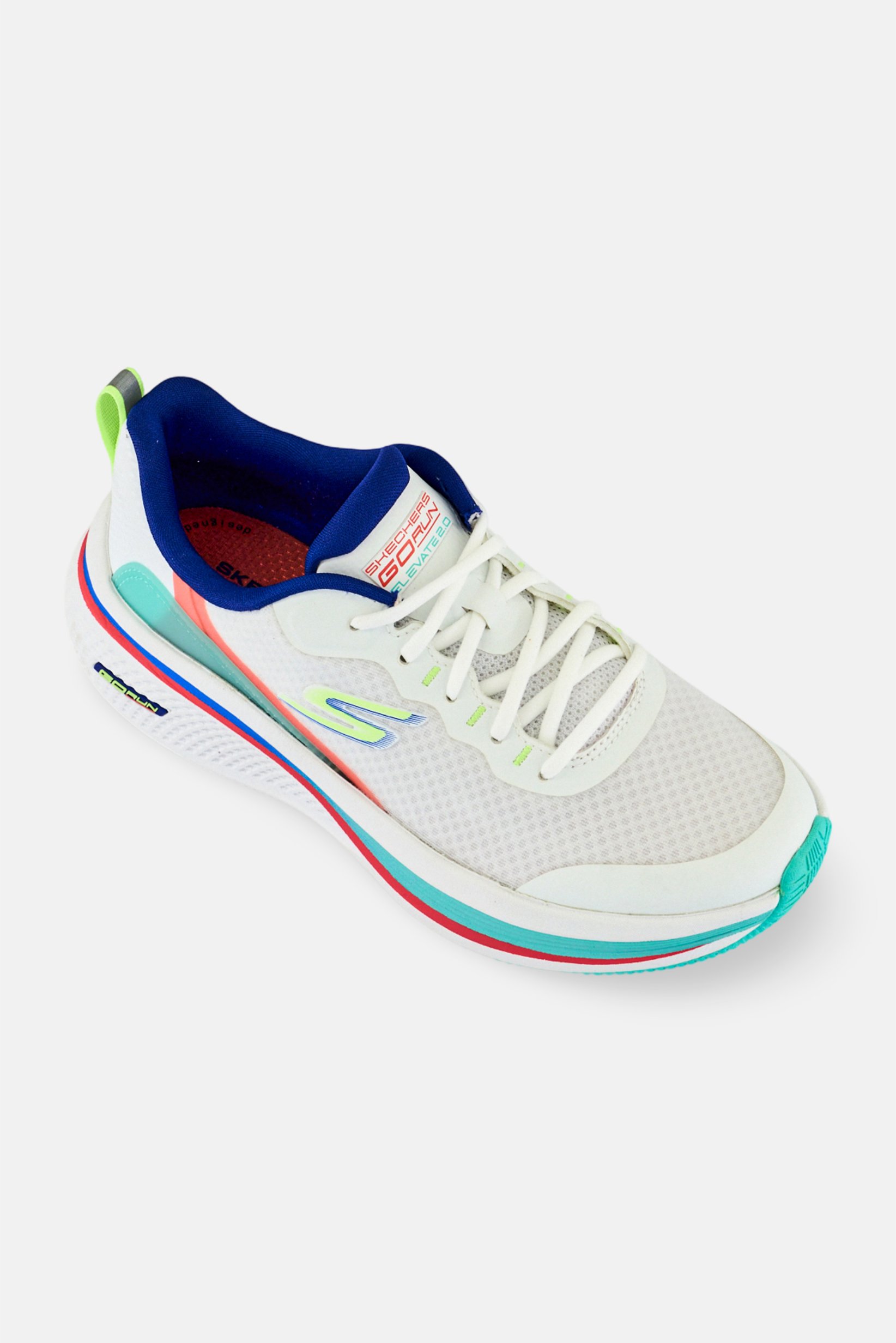 Women Go Run Elevate 2,0 Lace Up Running Shoes, White