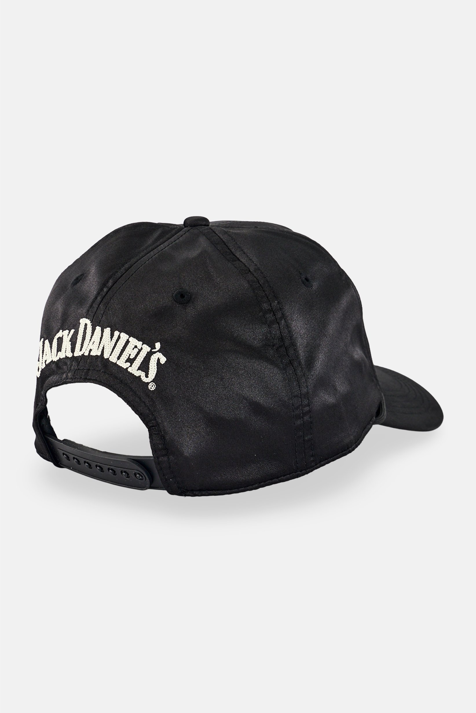 Men Embroidered Adjustable Cap, Black