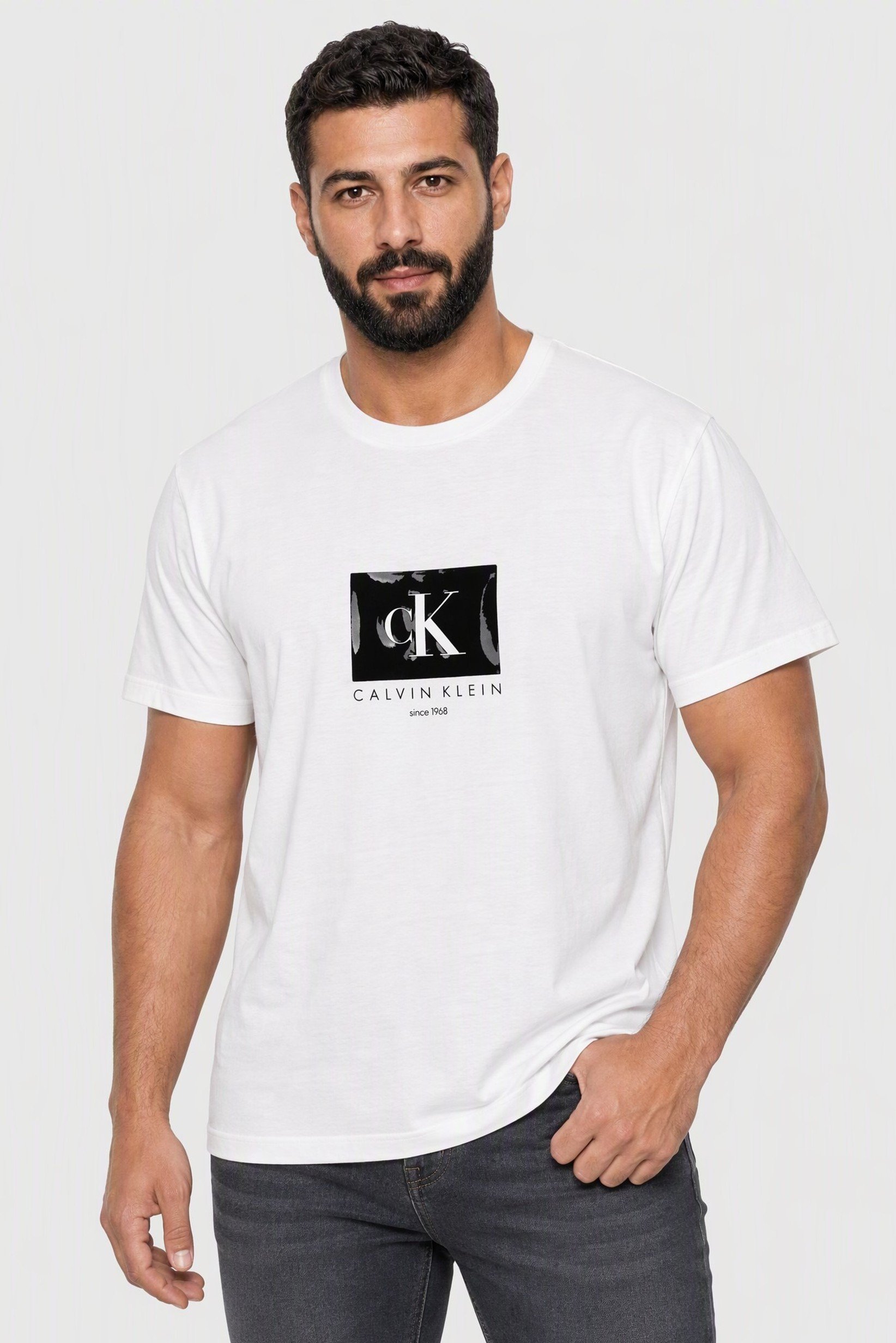 Calvin Klein Jeans Men Crew Neck Short Sleeve Brand Logo T-Shirt, White
