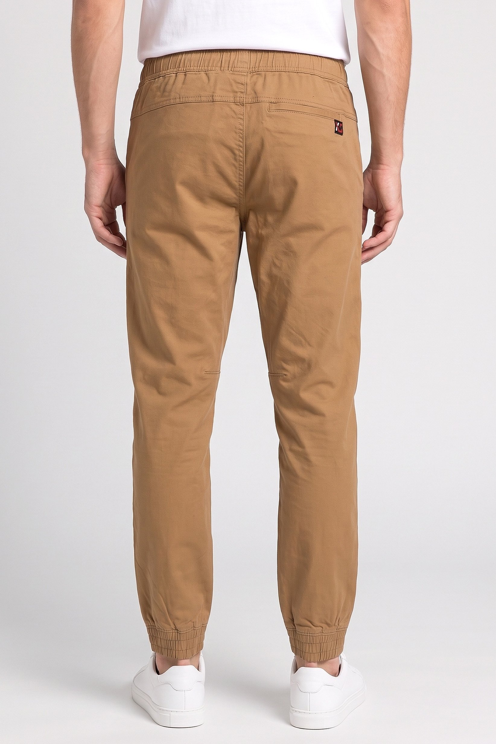Men Regular Fit Solid Jagger Pants, Brown