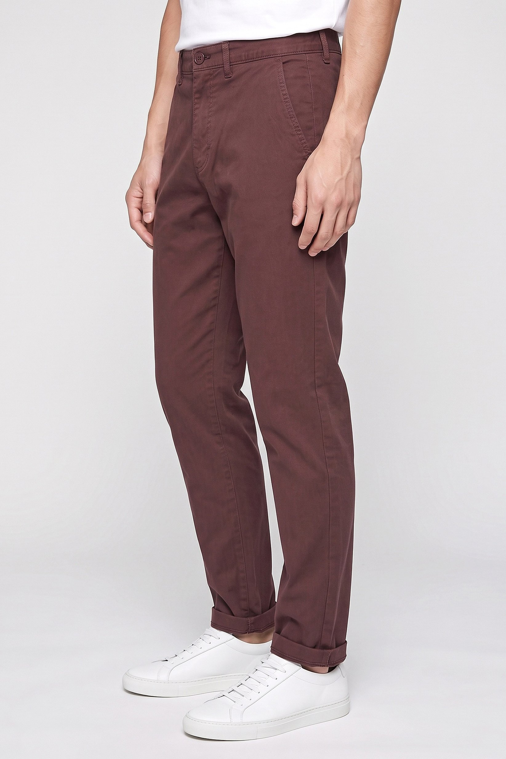 Men Slim Fit Solid Chino Pants, Dark Maroon