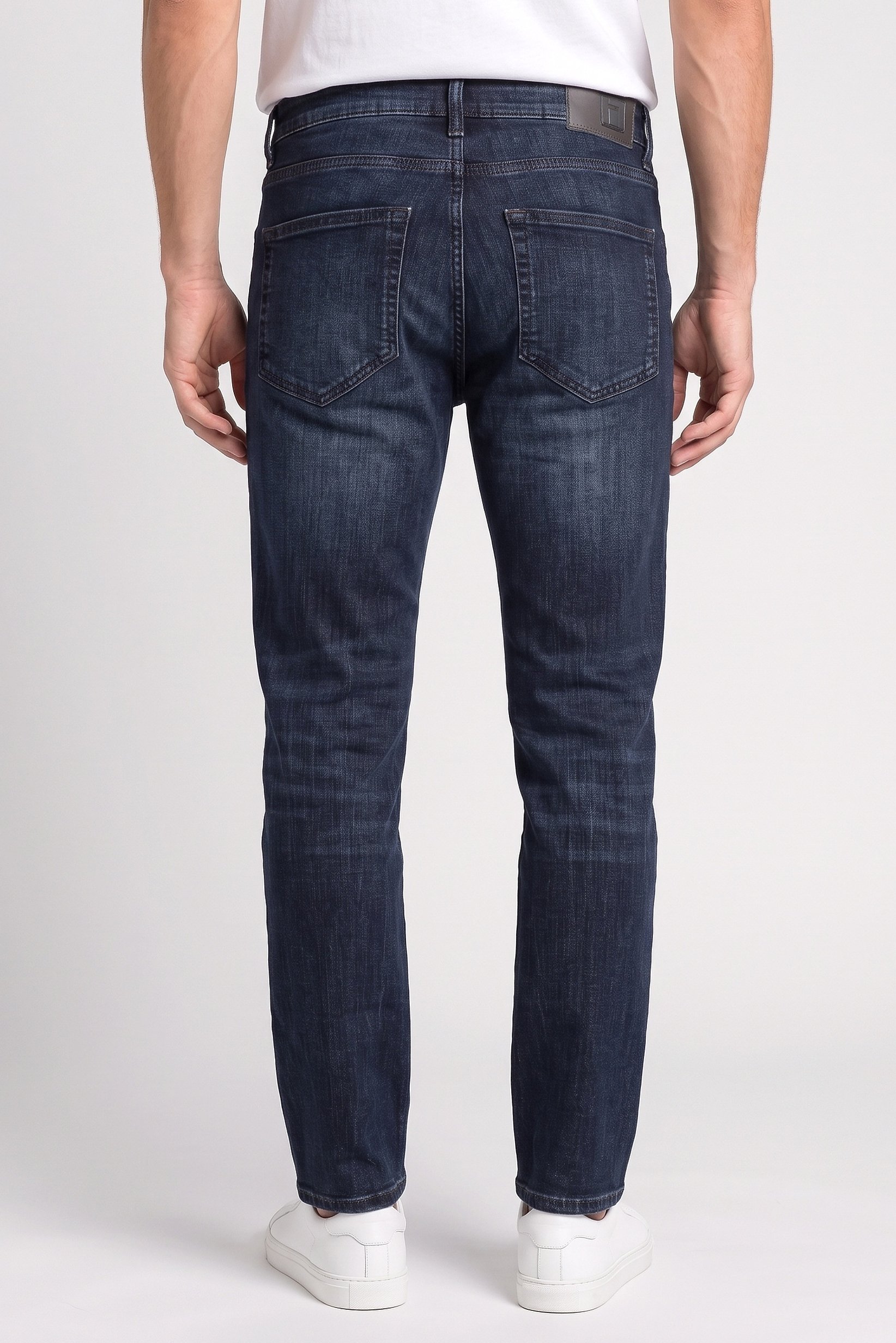 Men Straight Fit Washed Stretchable Jeans, Navy