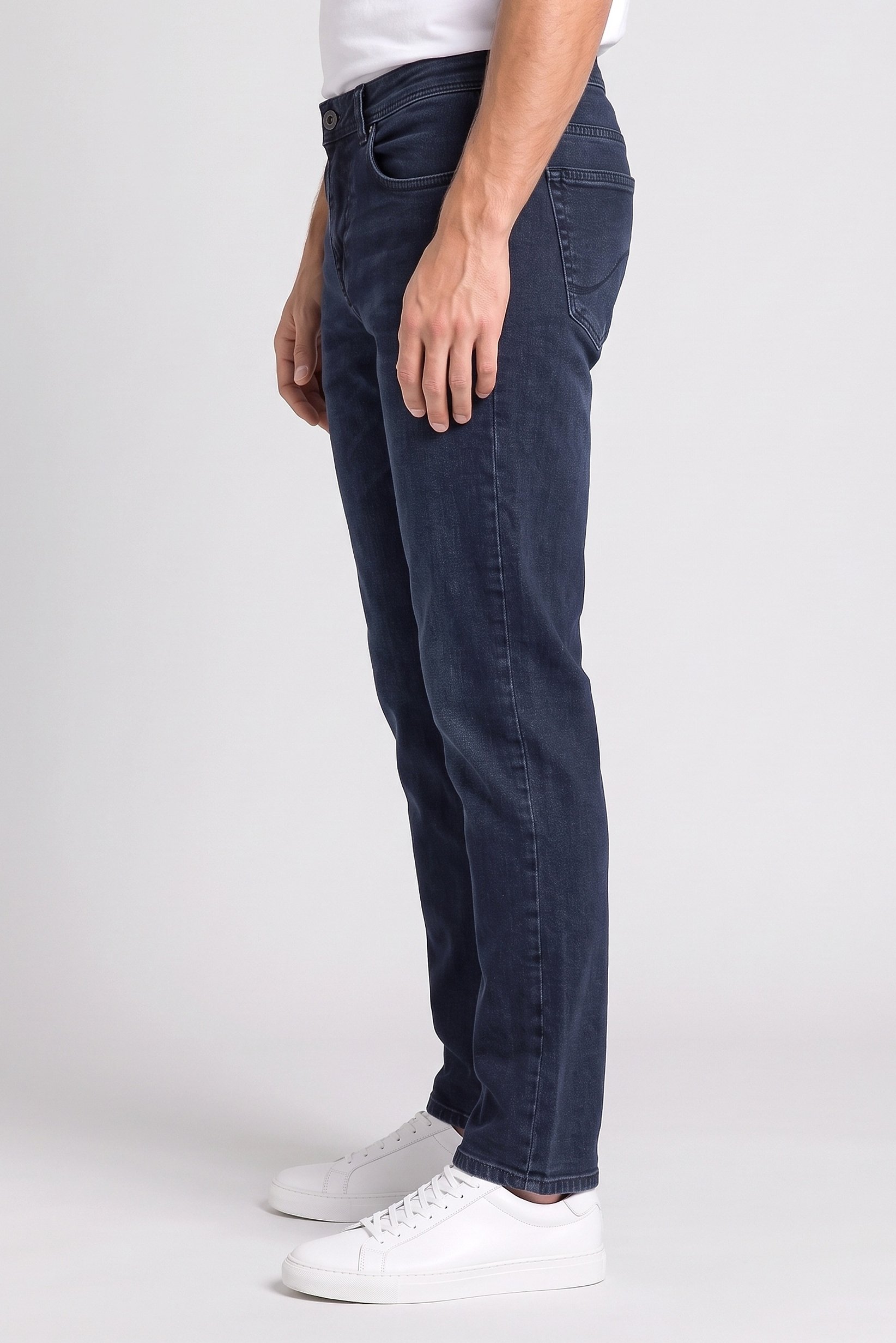 Men Slim Fit Solid Stretchable Jeans, Navy