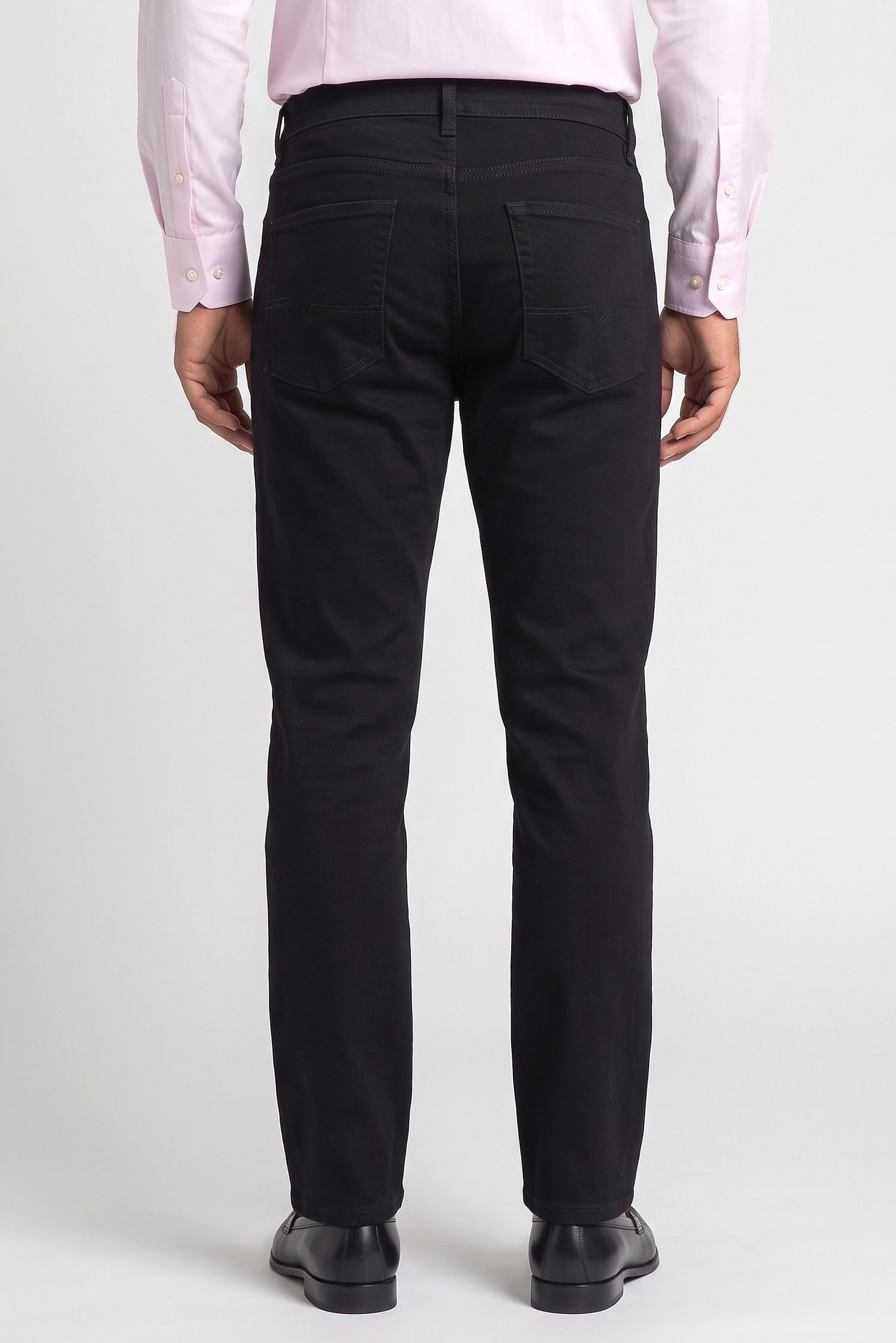 Men Straight Fit Washed Stretchable Jeans, Black