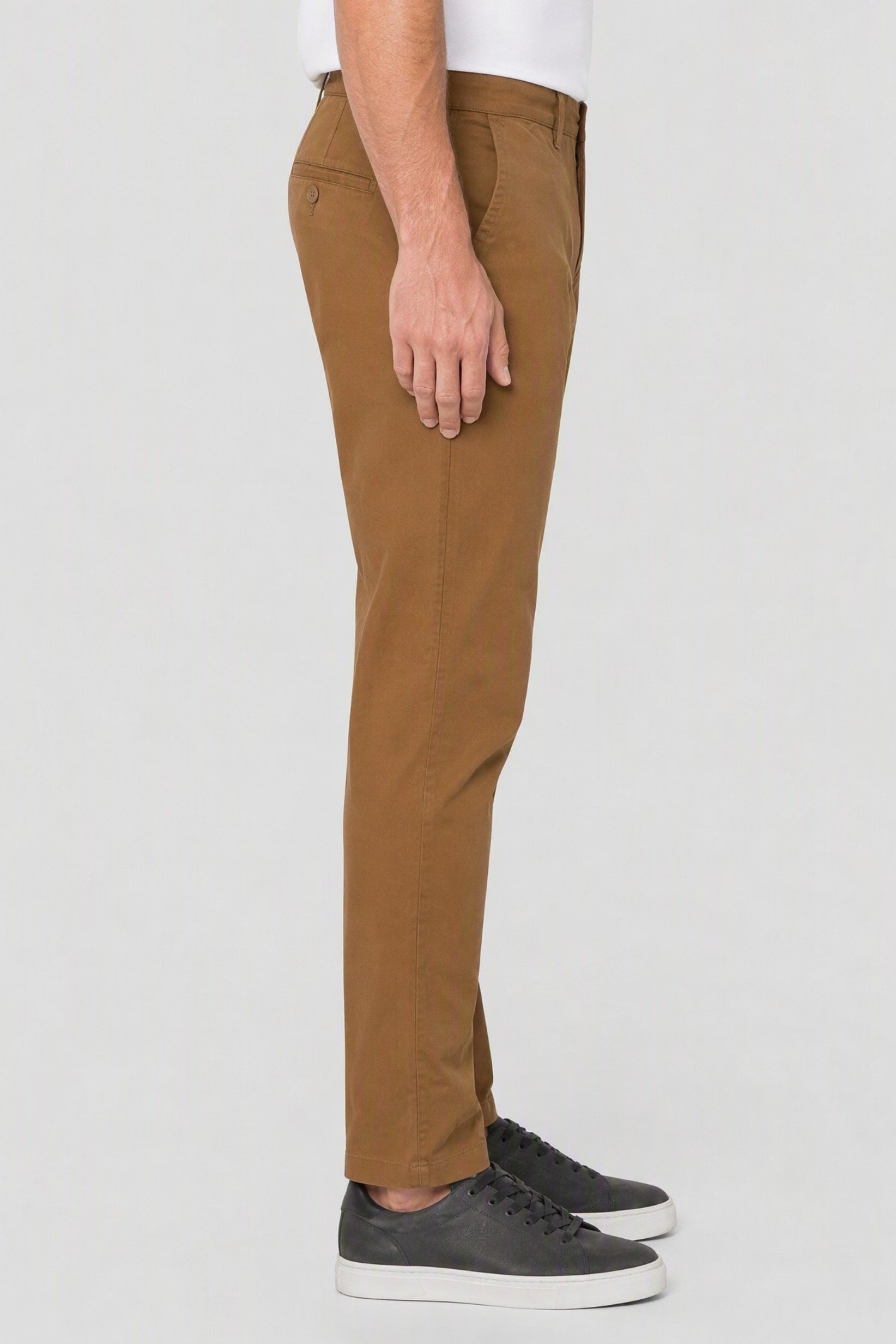 Men Slim Fit Solid Chino Pants, Brown