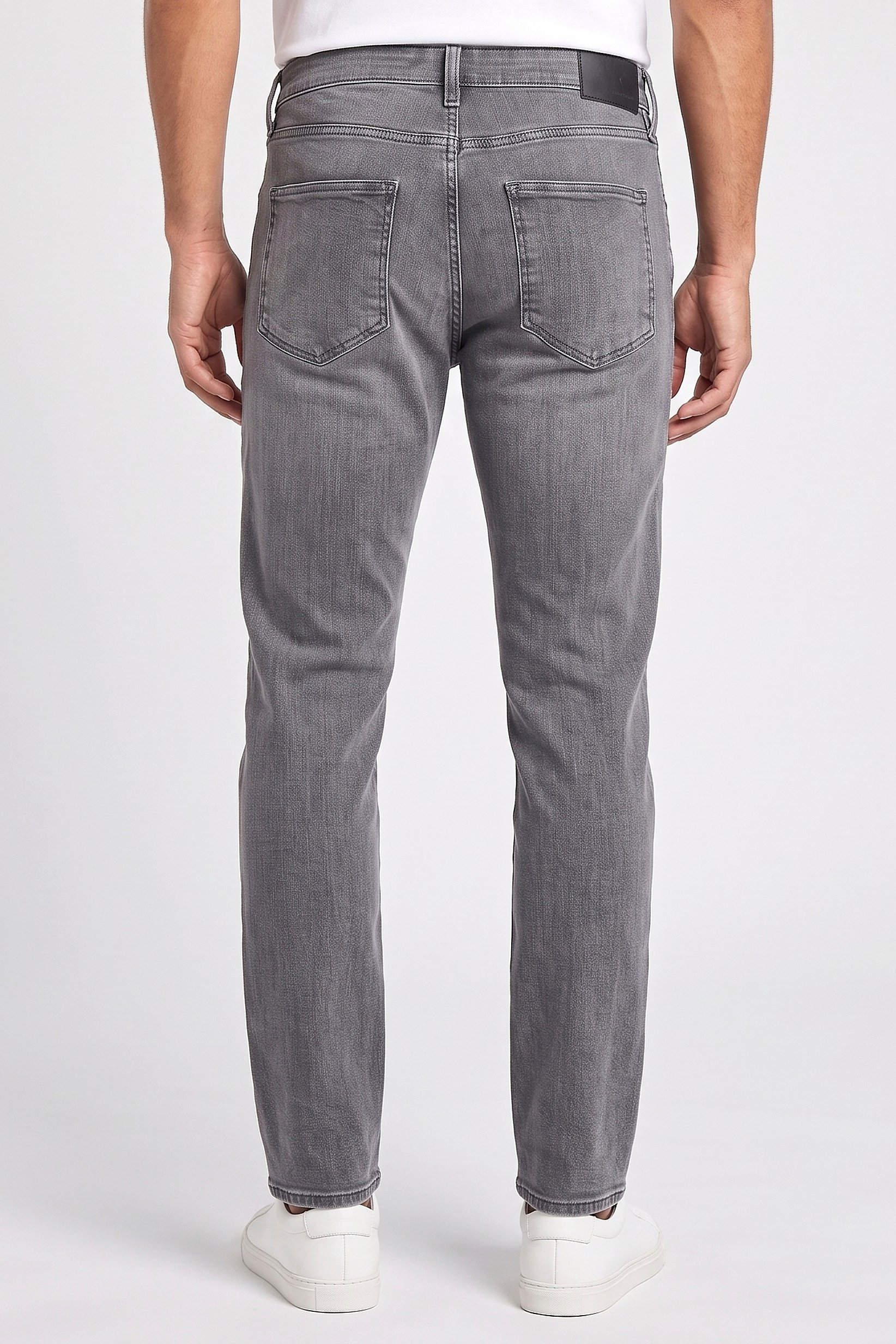 Men Straight Fit Washed Stretchable Denim Jeans, Grey