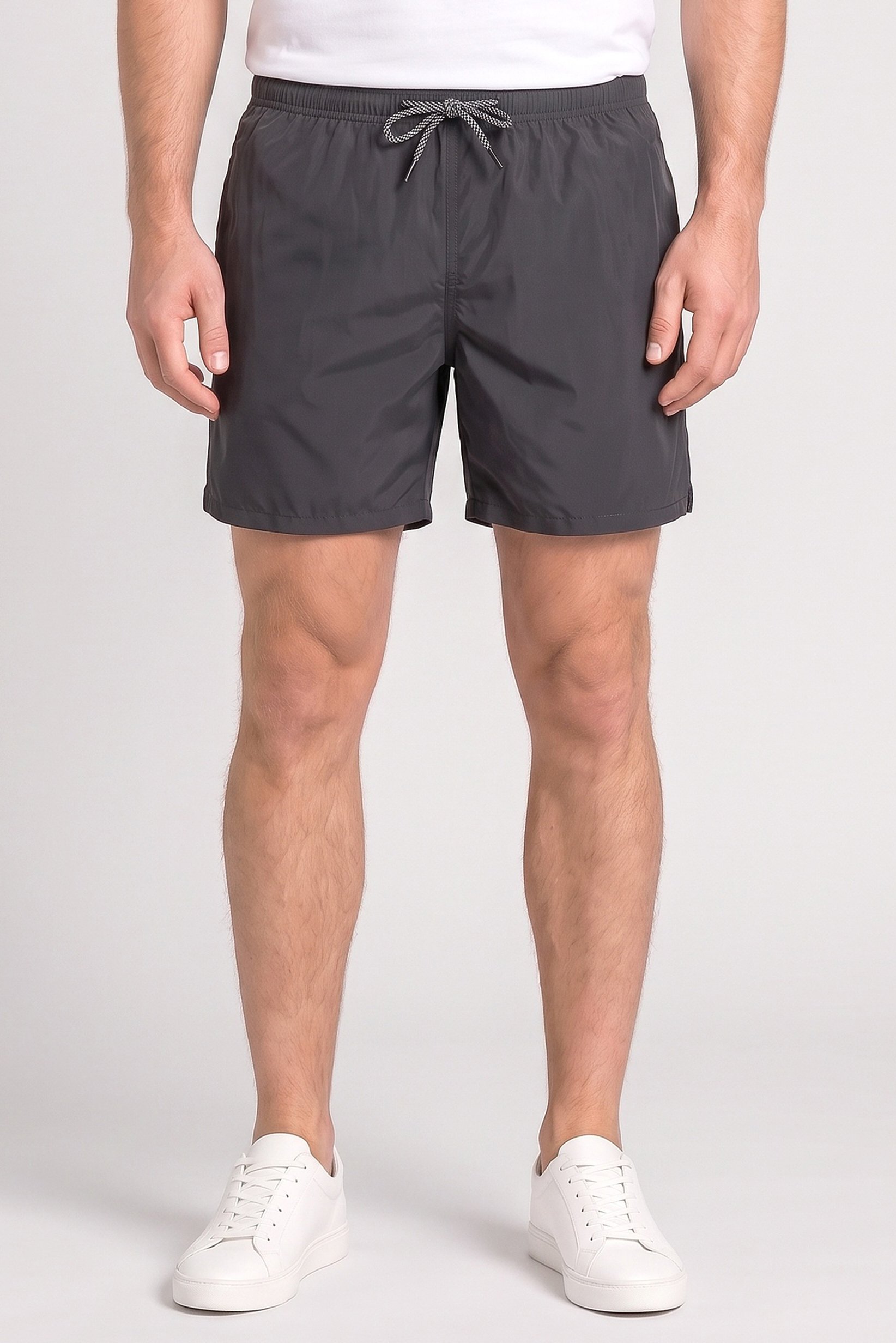 Men Solid Basic Shorts, Charcoal