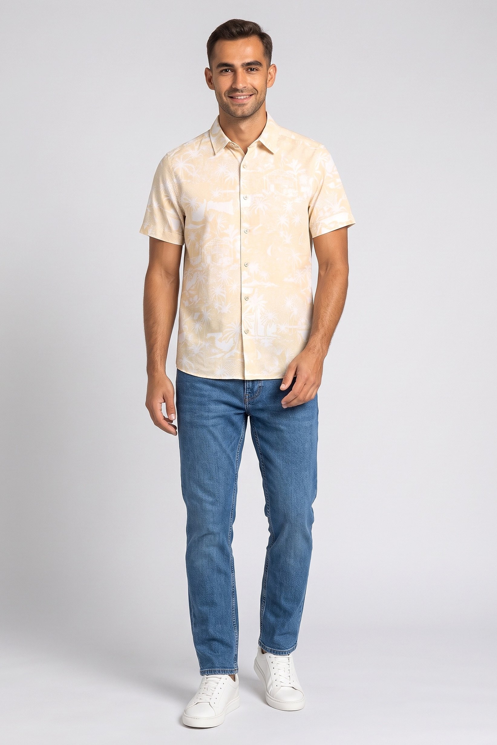 Men Regular Fit Short Sleeve Graphic Print Casual Shirt, Multicolor
