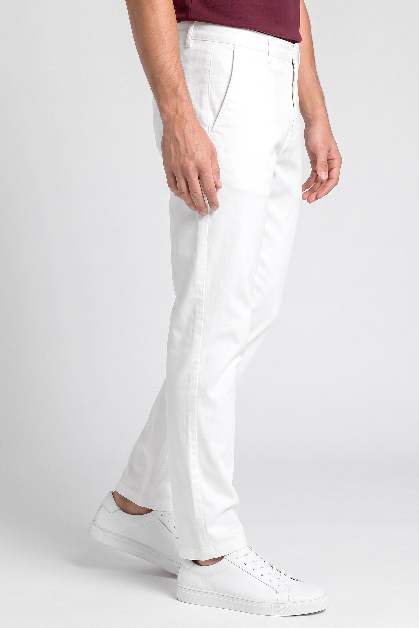 Men Straight Fit Solid Chino Pants, White