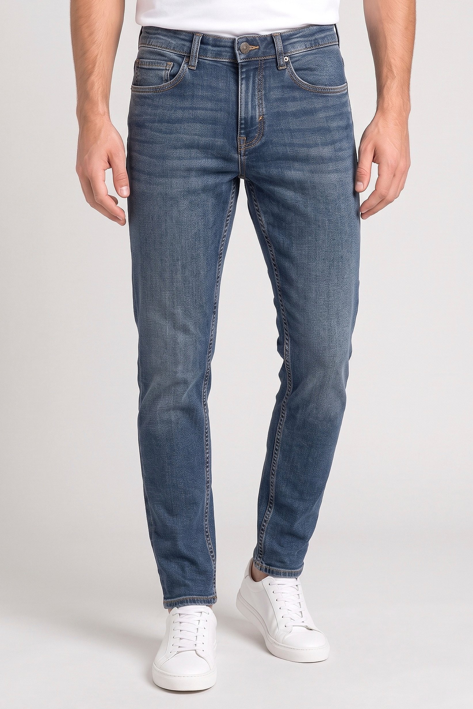 Men Slim Fit Solid Washed Stretchable Jeans, Blue