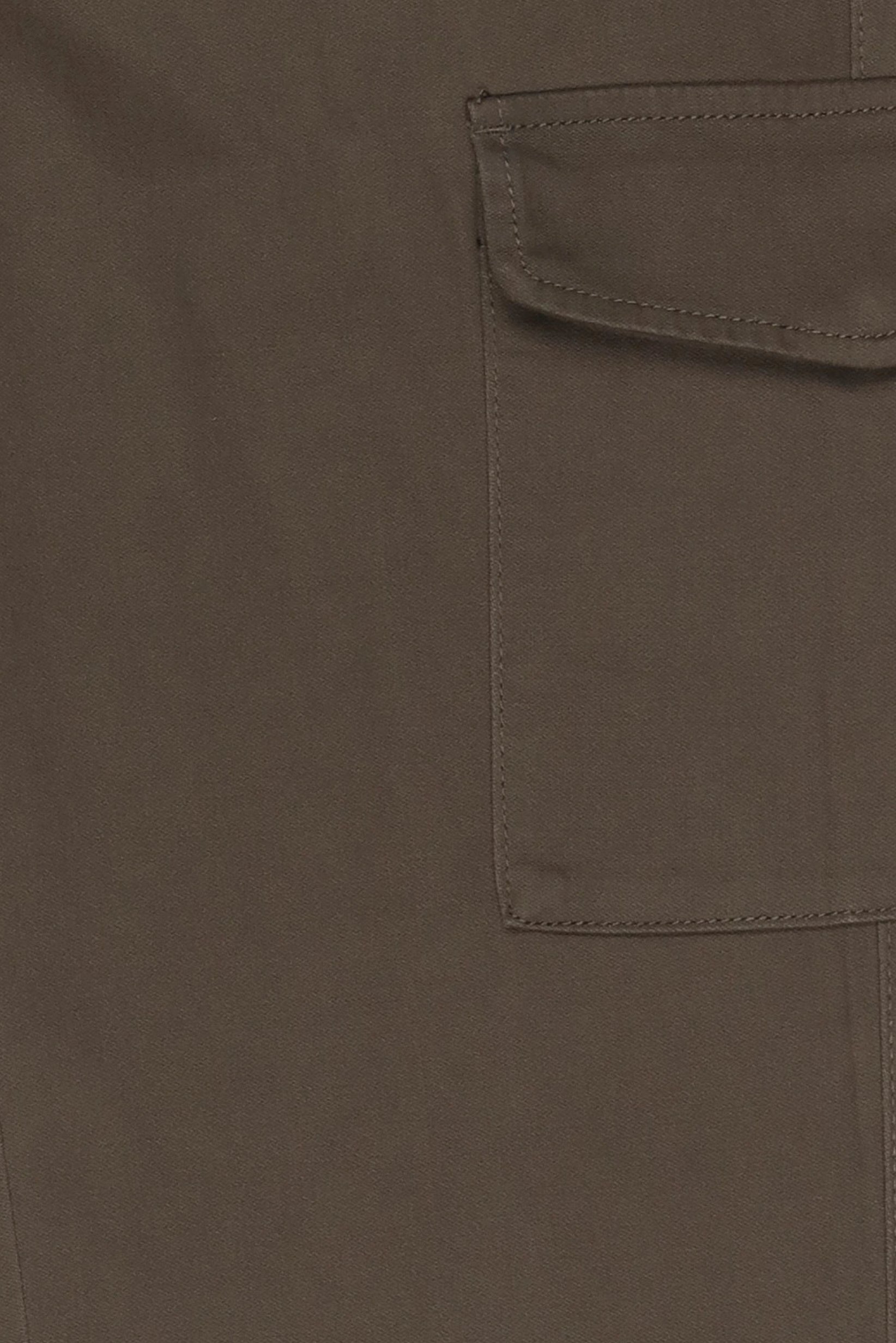 Men Slim Fit Solid Cargo Pants, Olive