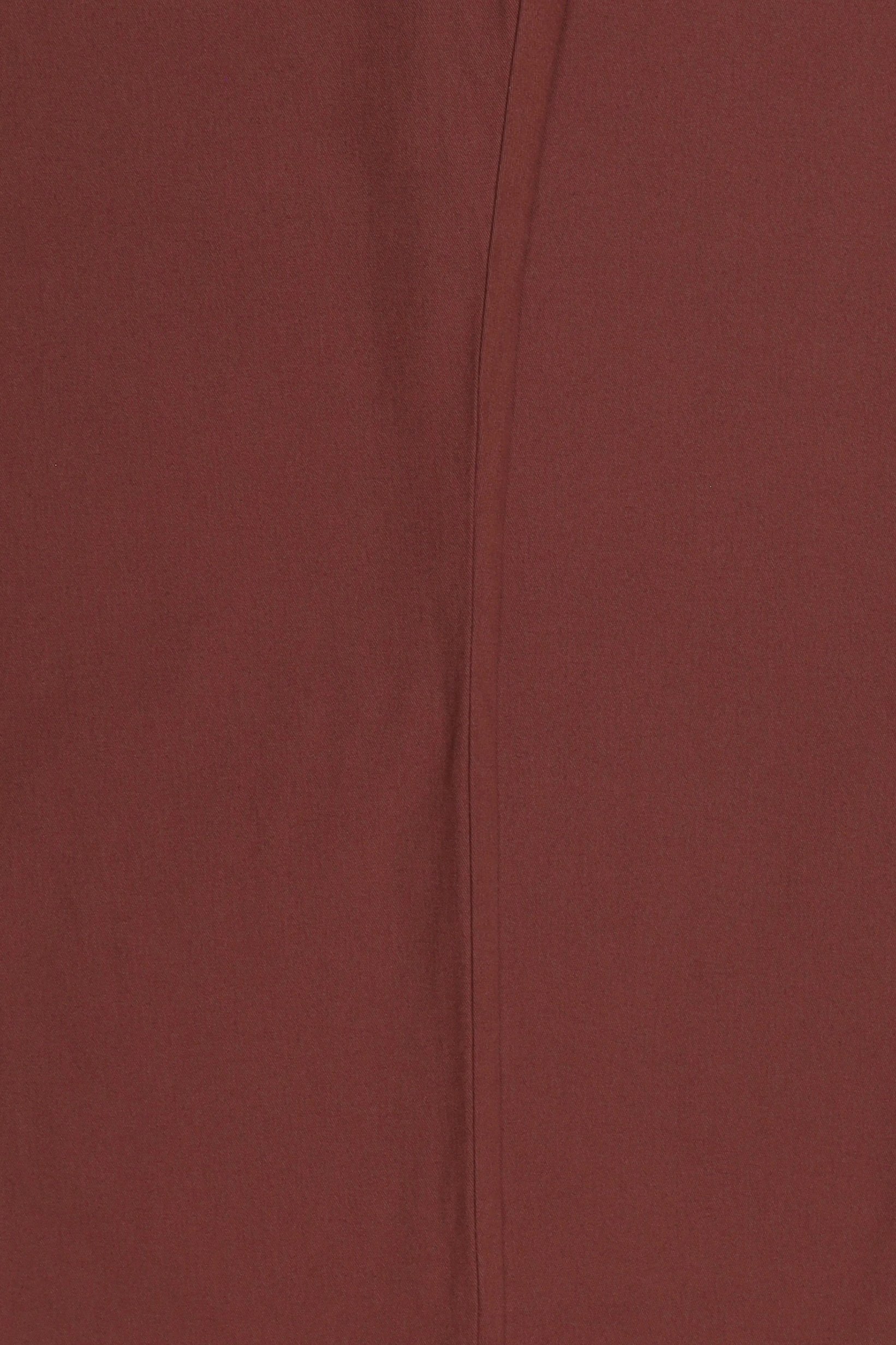 Men Slim Fit Solid Chino Pants, Maroon