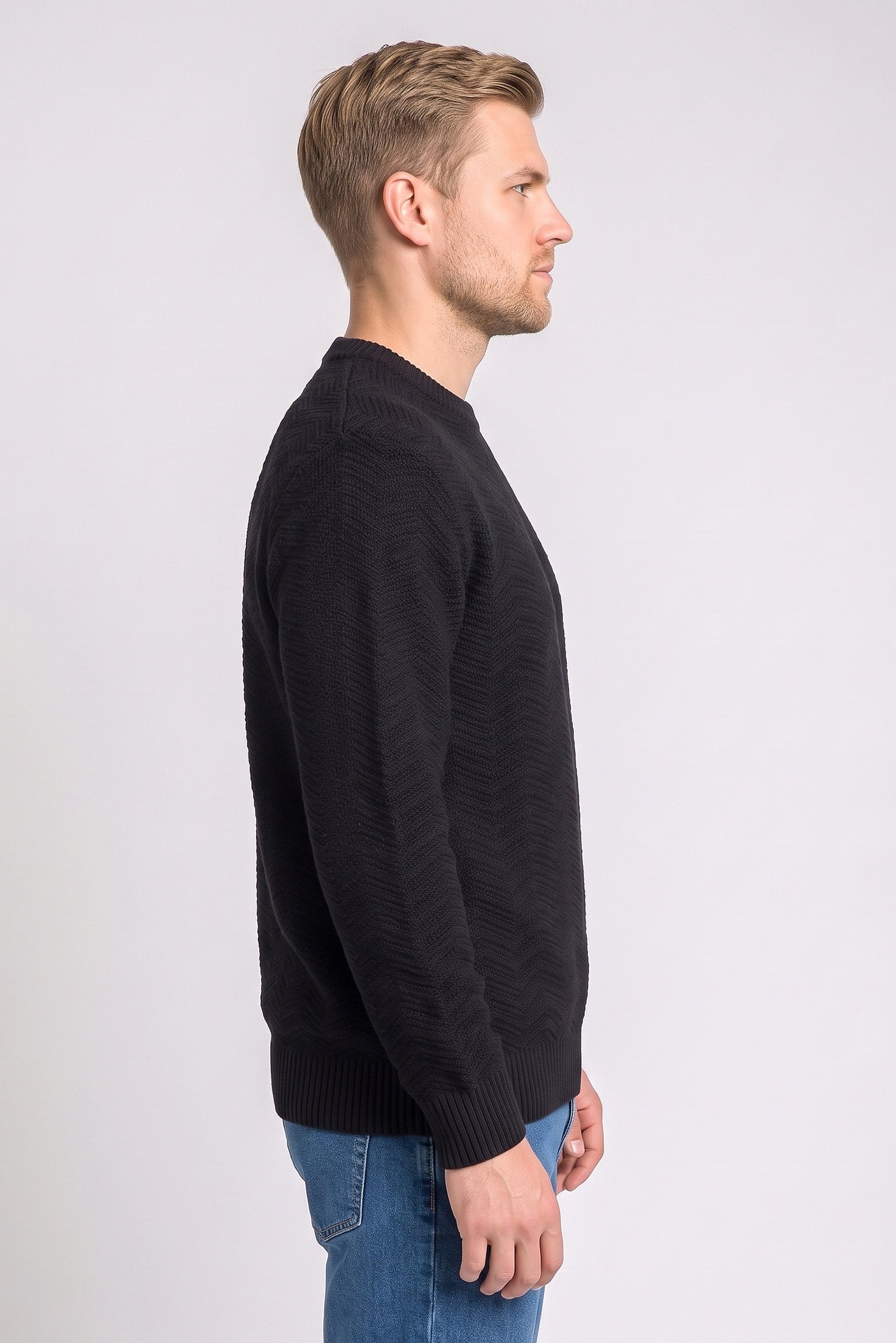 Men Crew Neck Long Sleeve Knitted Sweater, Black
