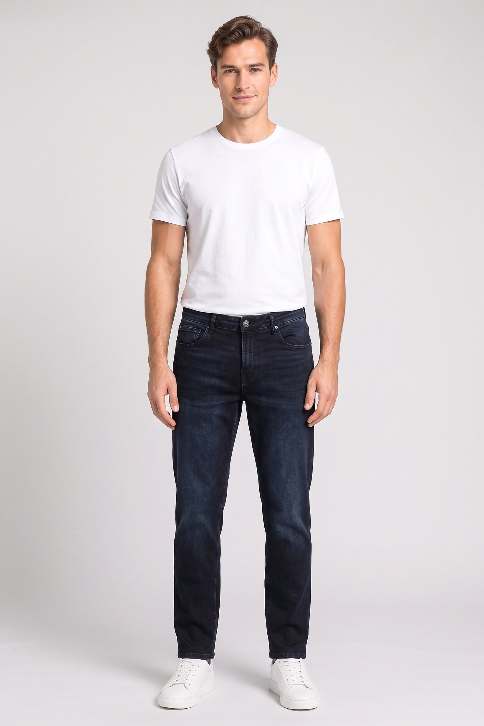 Men Regular Fit Solid Stretchable Jeans, Navy