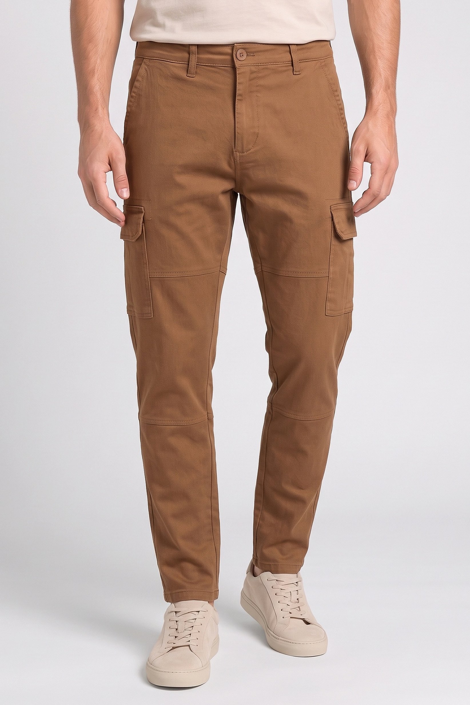 Men Stretch Fit Solid Cargo Pants, Brown