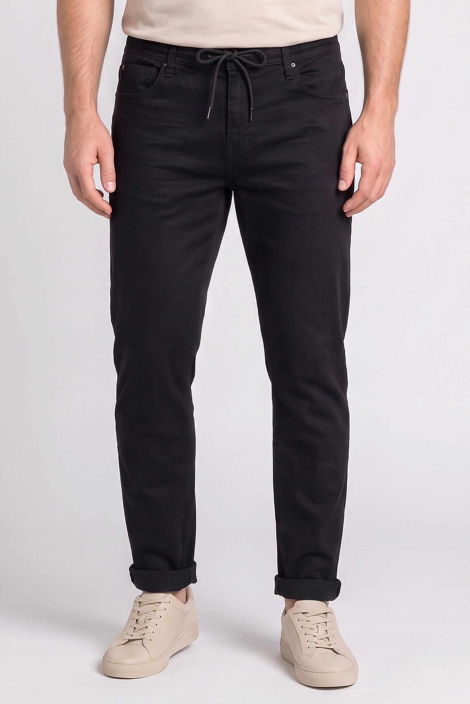 Men Regular Fit Solid Straight Leg Pants, Black