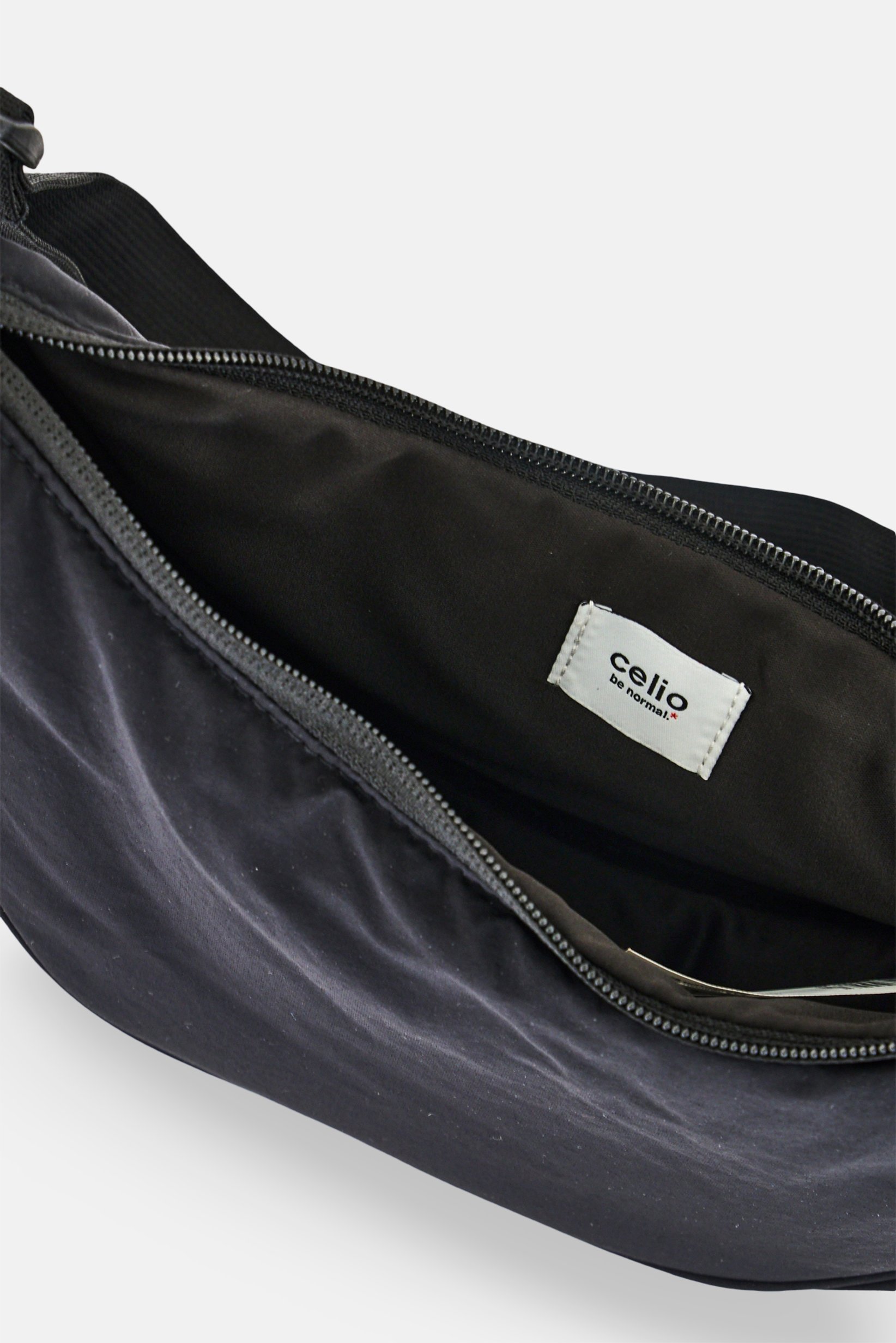 Men Plain Cross Body Bag, Black