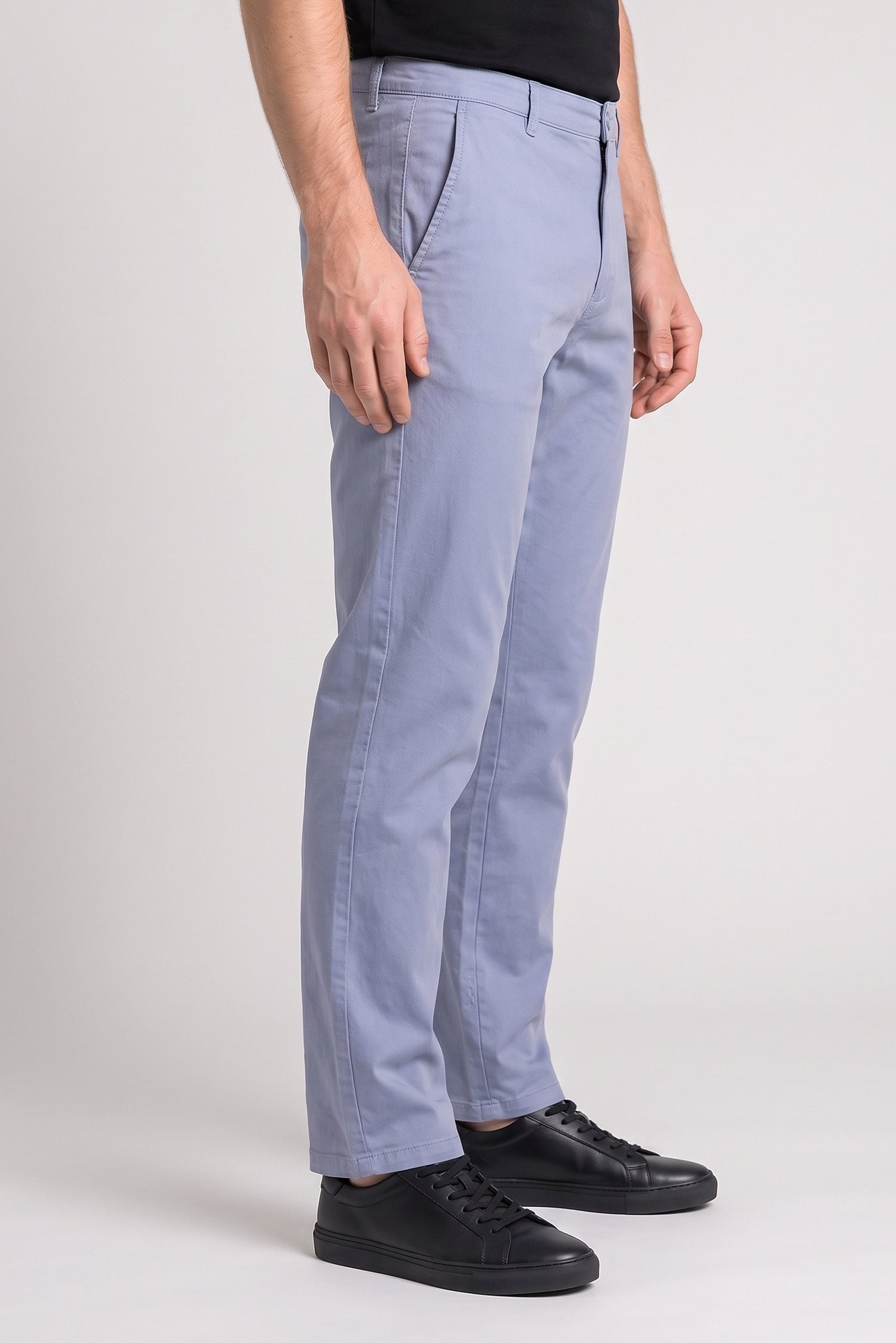 Men Regular Fit Solid Chino Pants, Light Blue