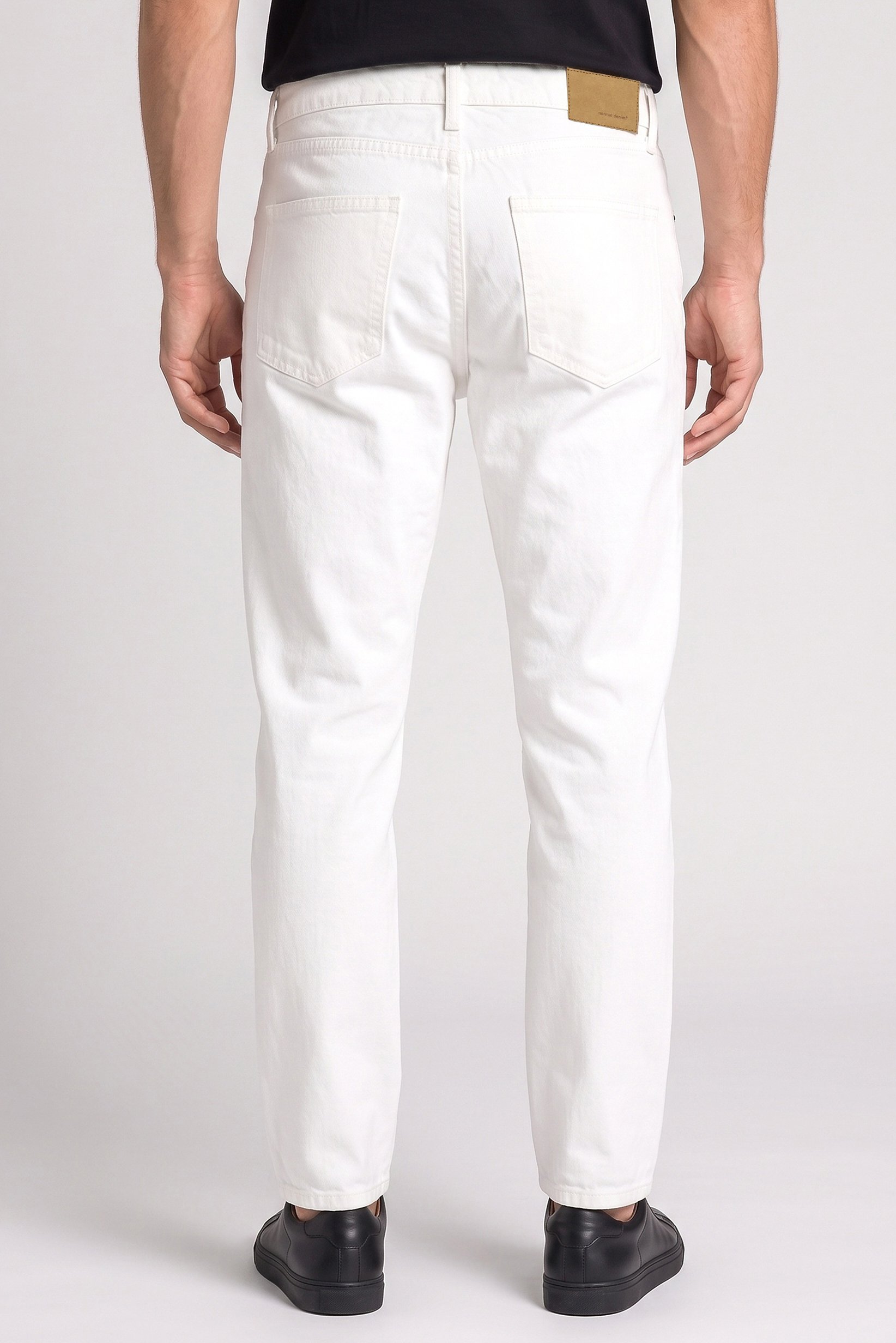Men Loose Fit Plain Non-Stretchable Jeans, White