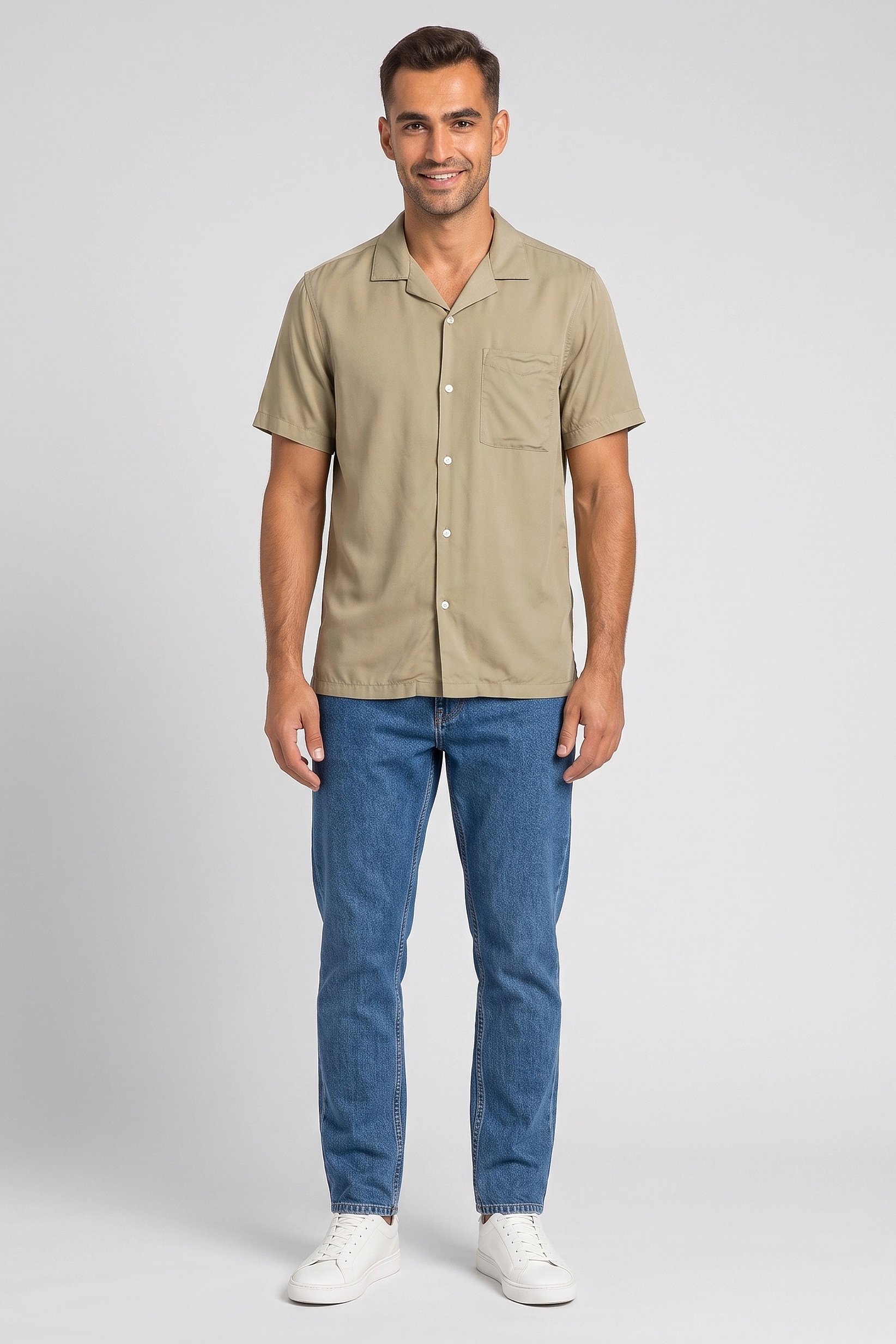 Men Regular Fit Plain Short Sleeve Casual Shirt, Light Olive